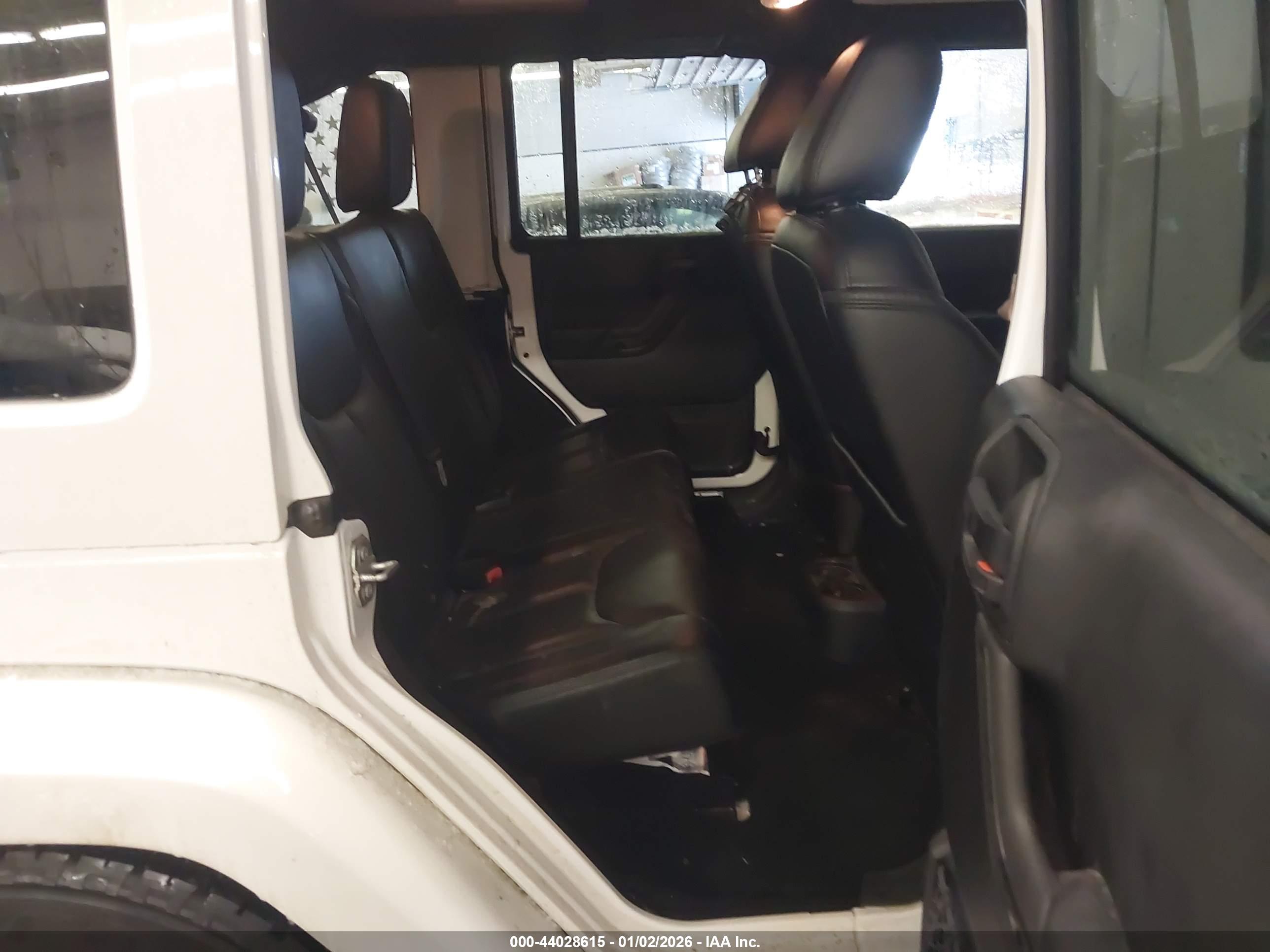 JEEP WRANGLER image 8