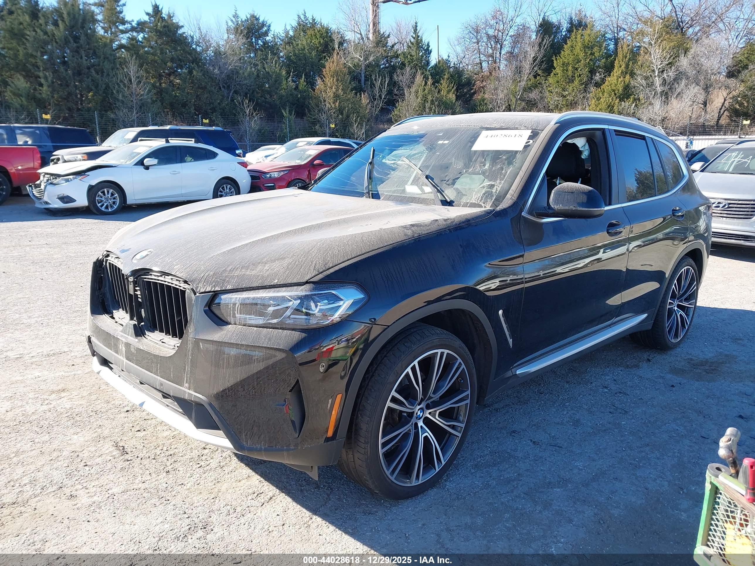 BMW X3 image 2