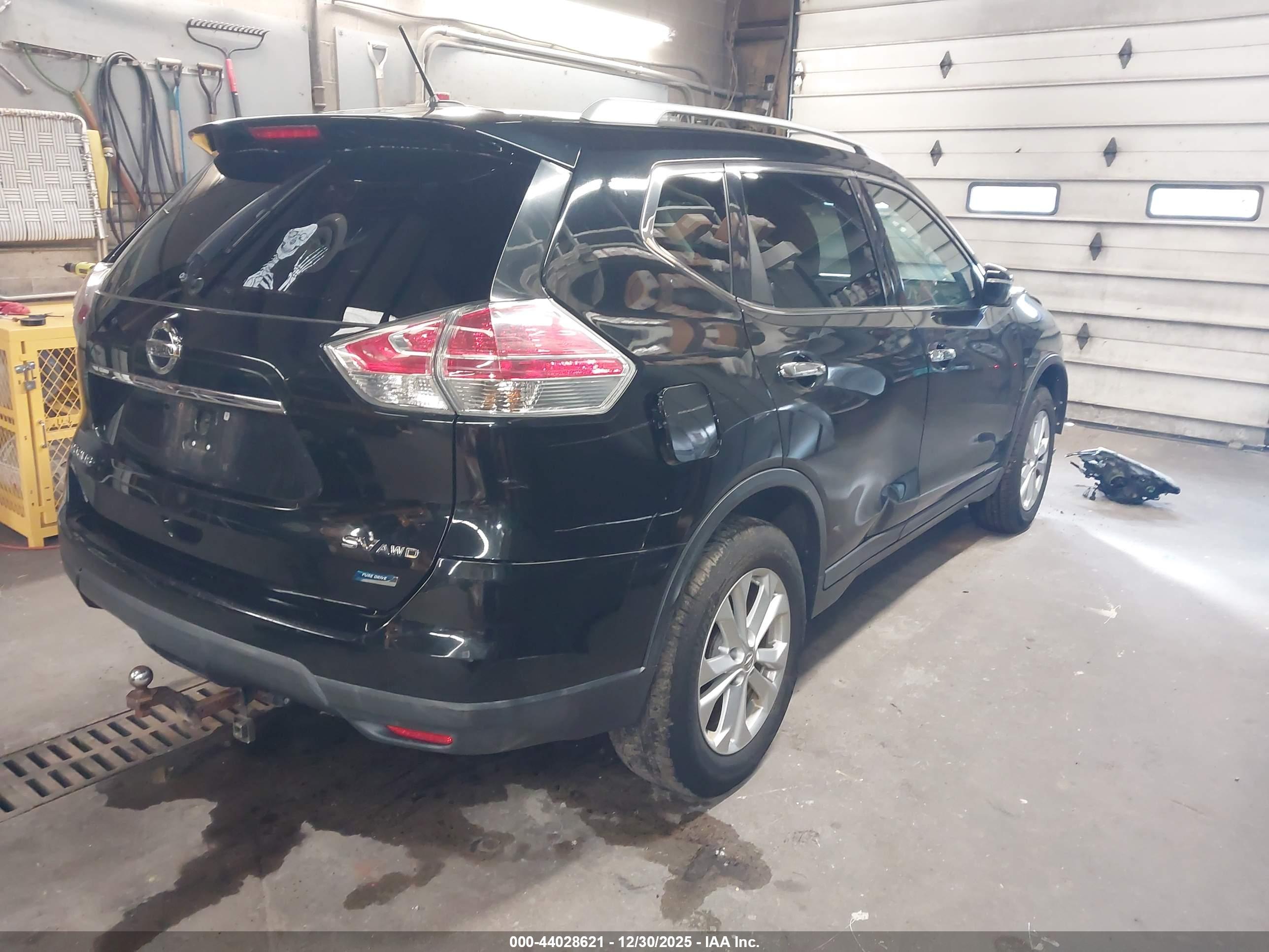 NISSAN ROGUE image 4