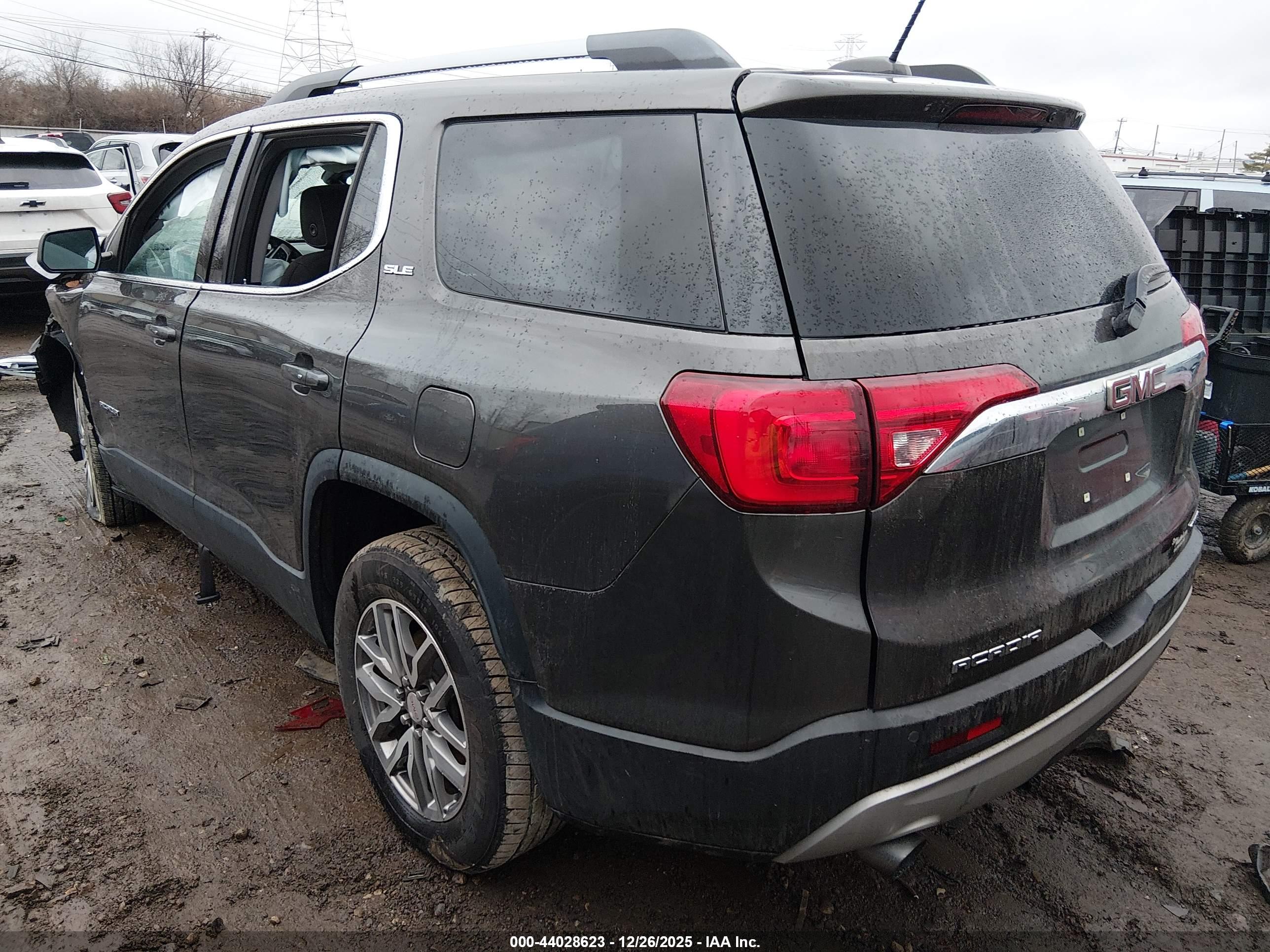 GMC ACADIA image 3