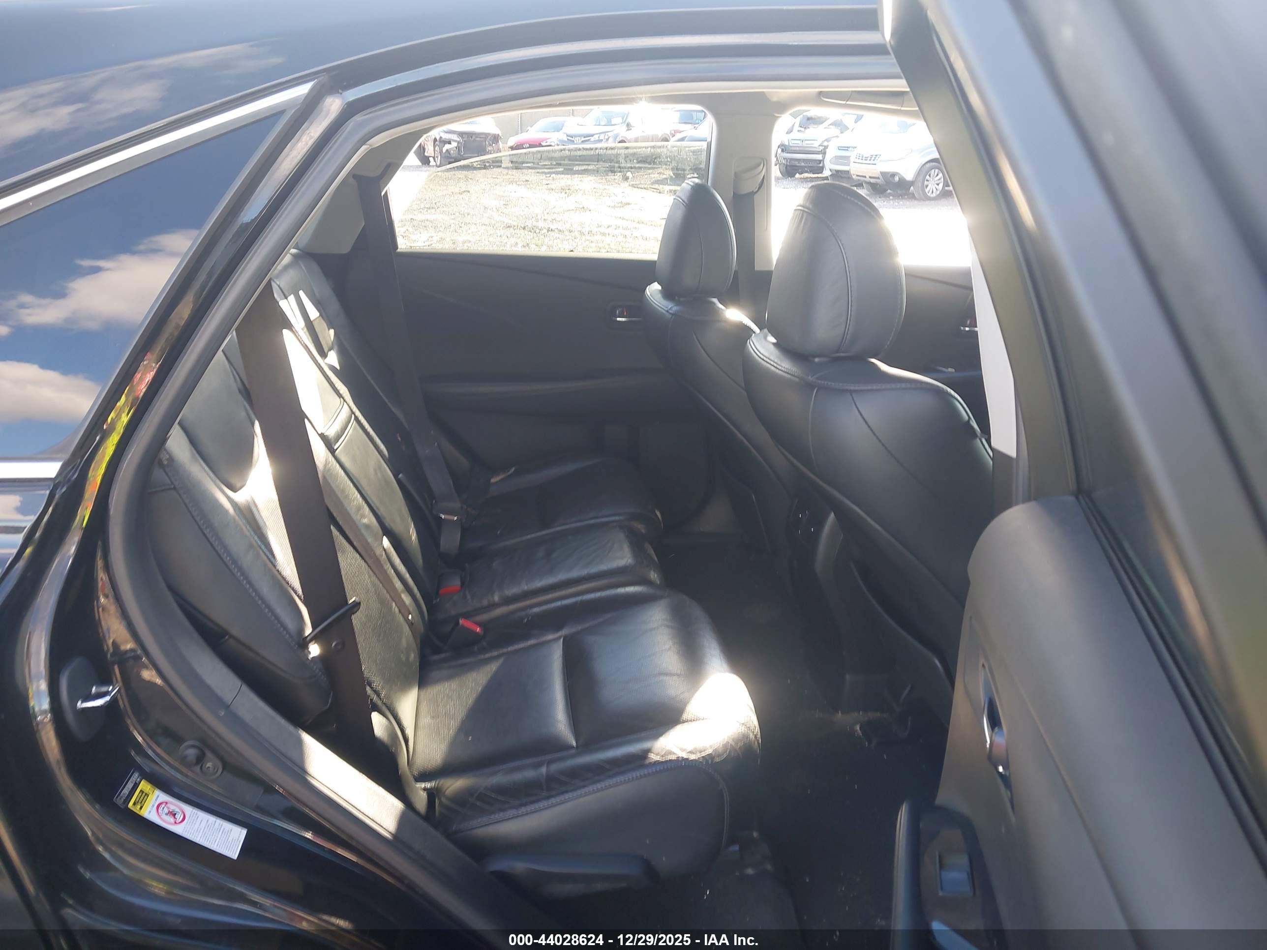 LEXUS RX image 8