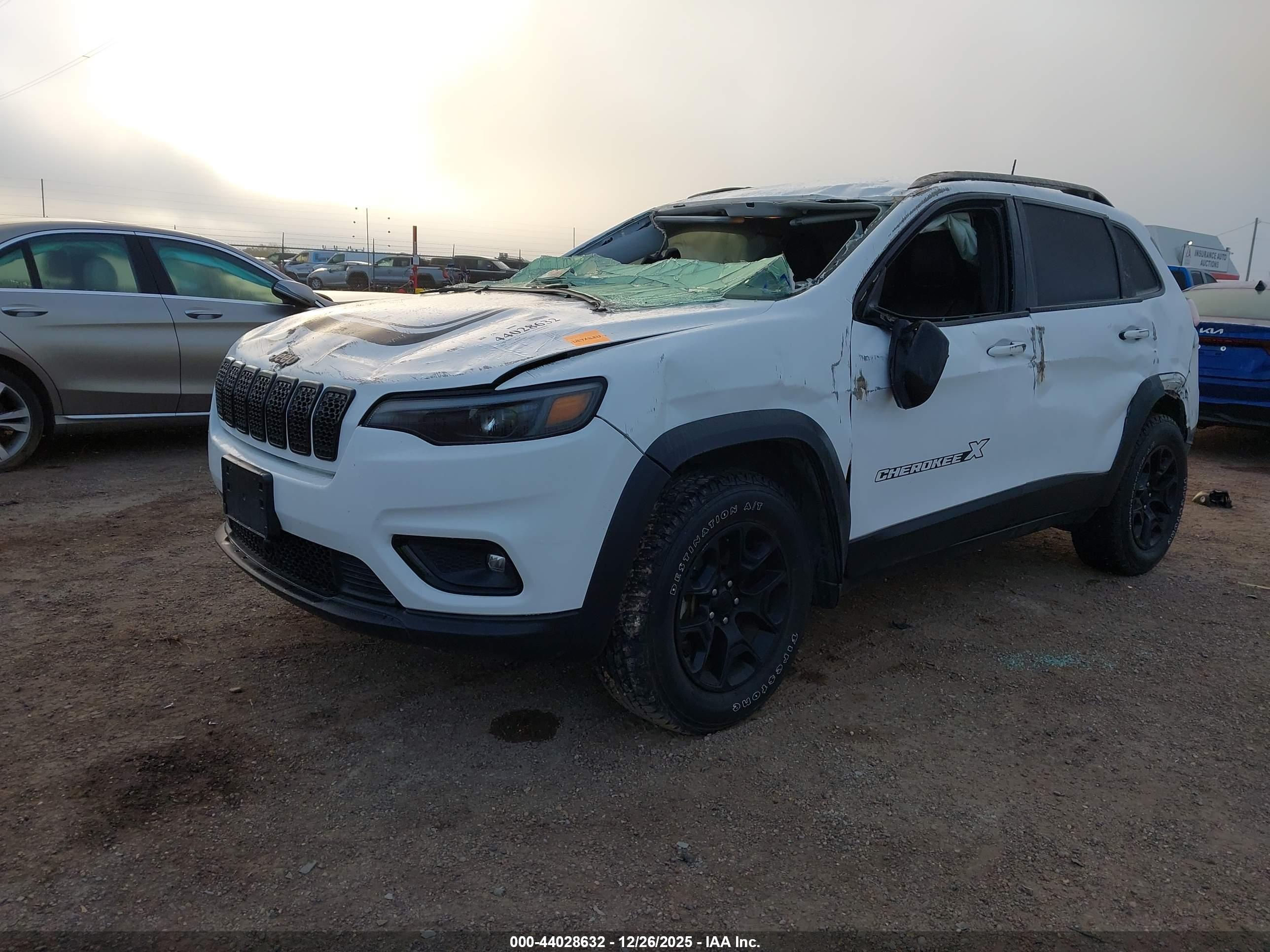 JEEP CHEROKEE image 2