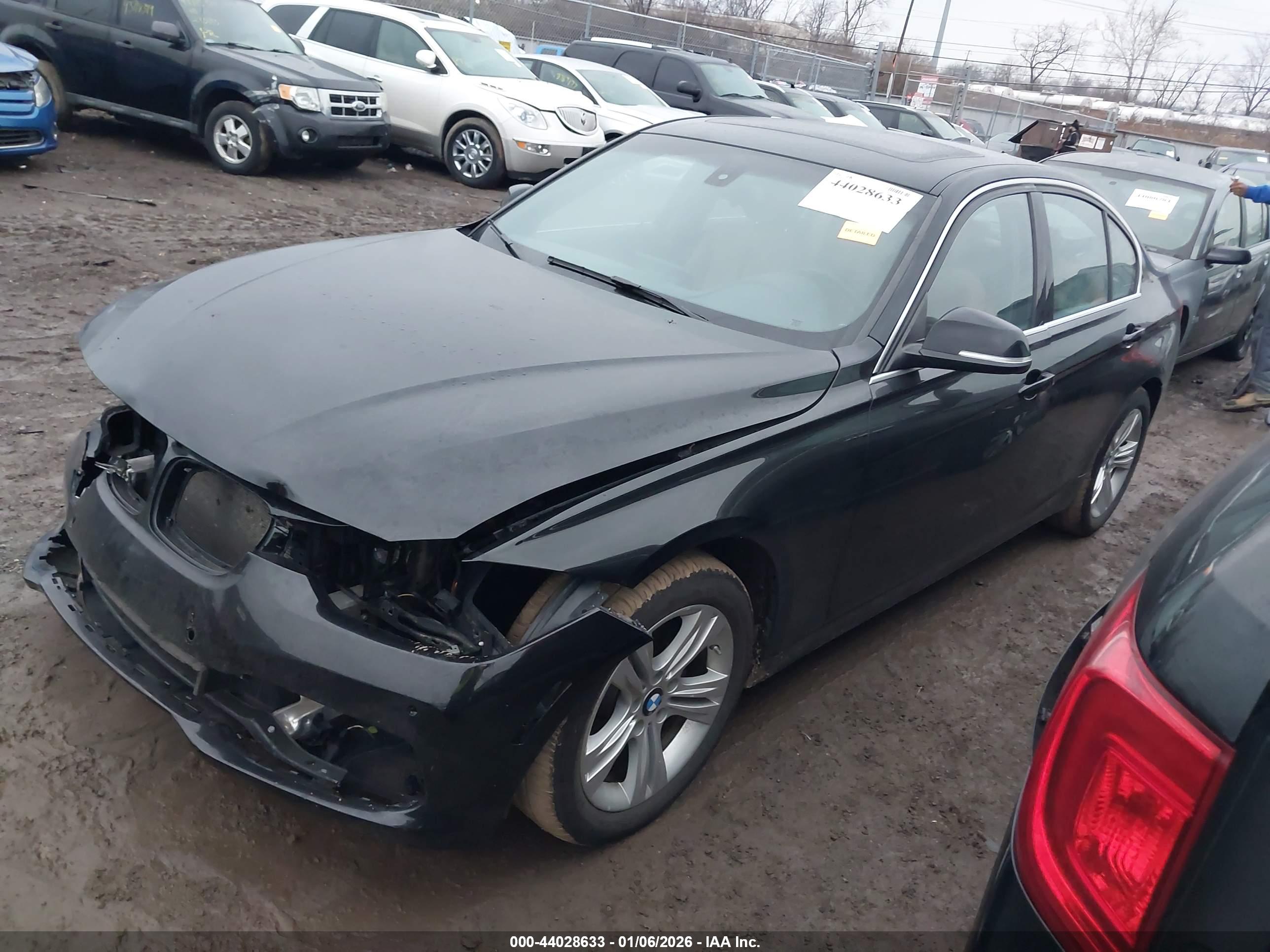 BMW 330I image 2
