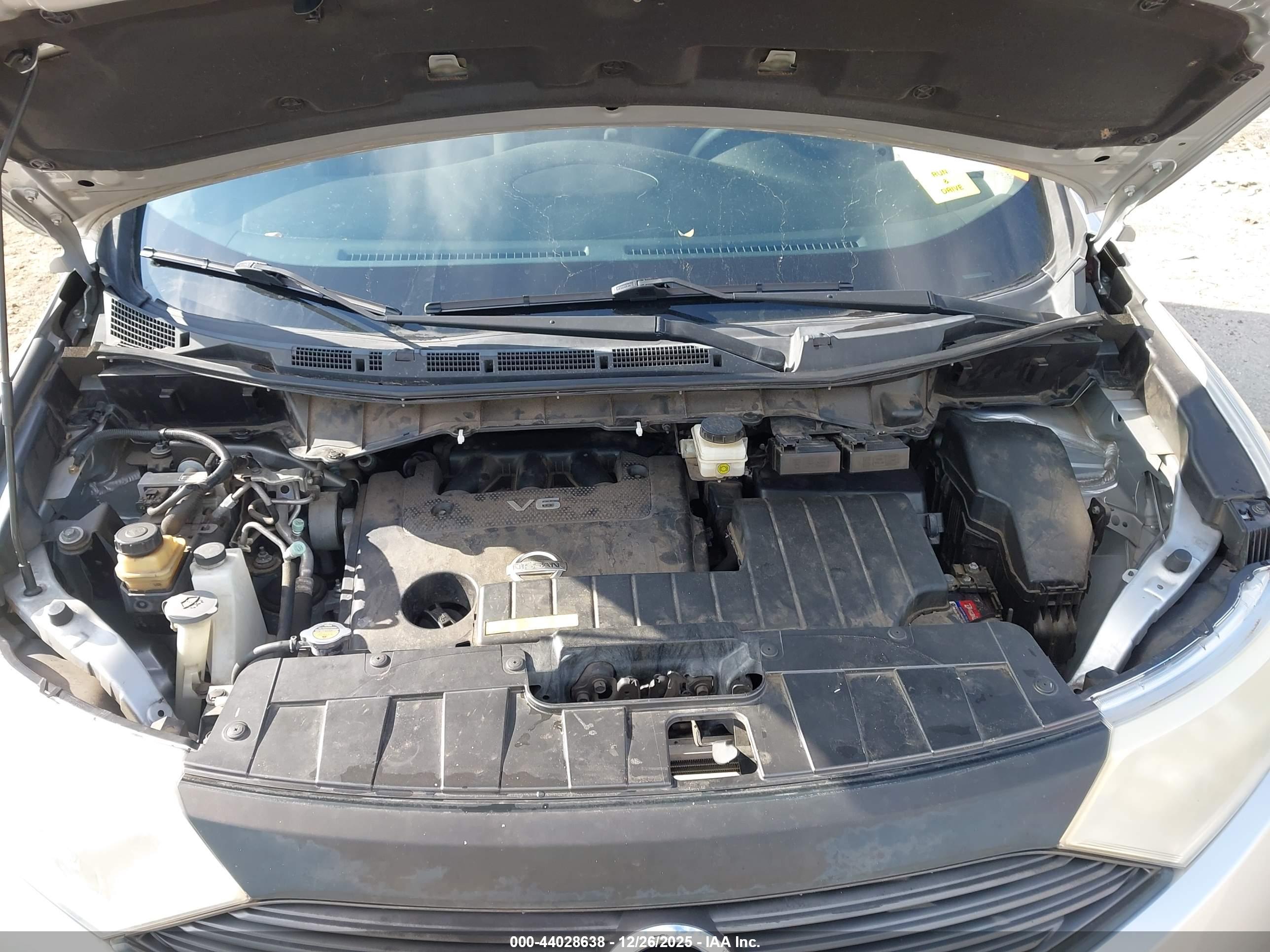 NISSAN QUEST image 10