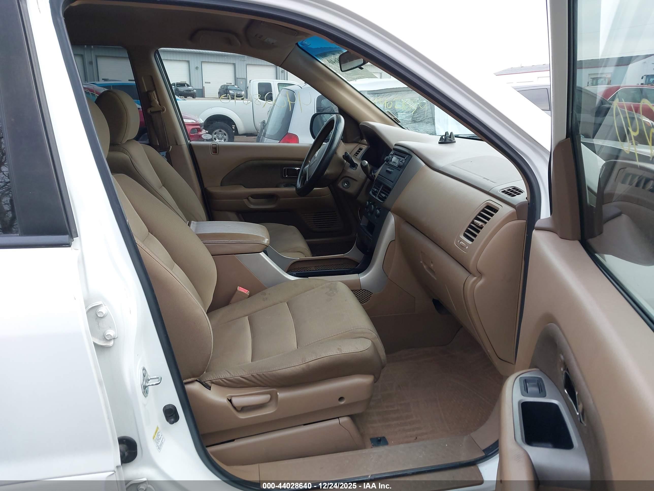 HONDA PILOT image 5