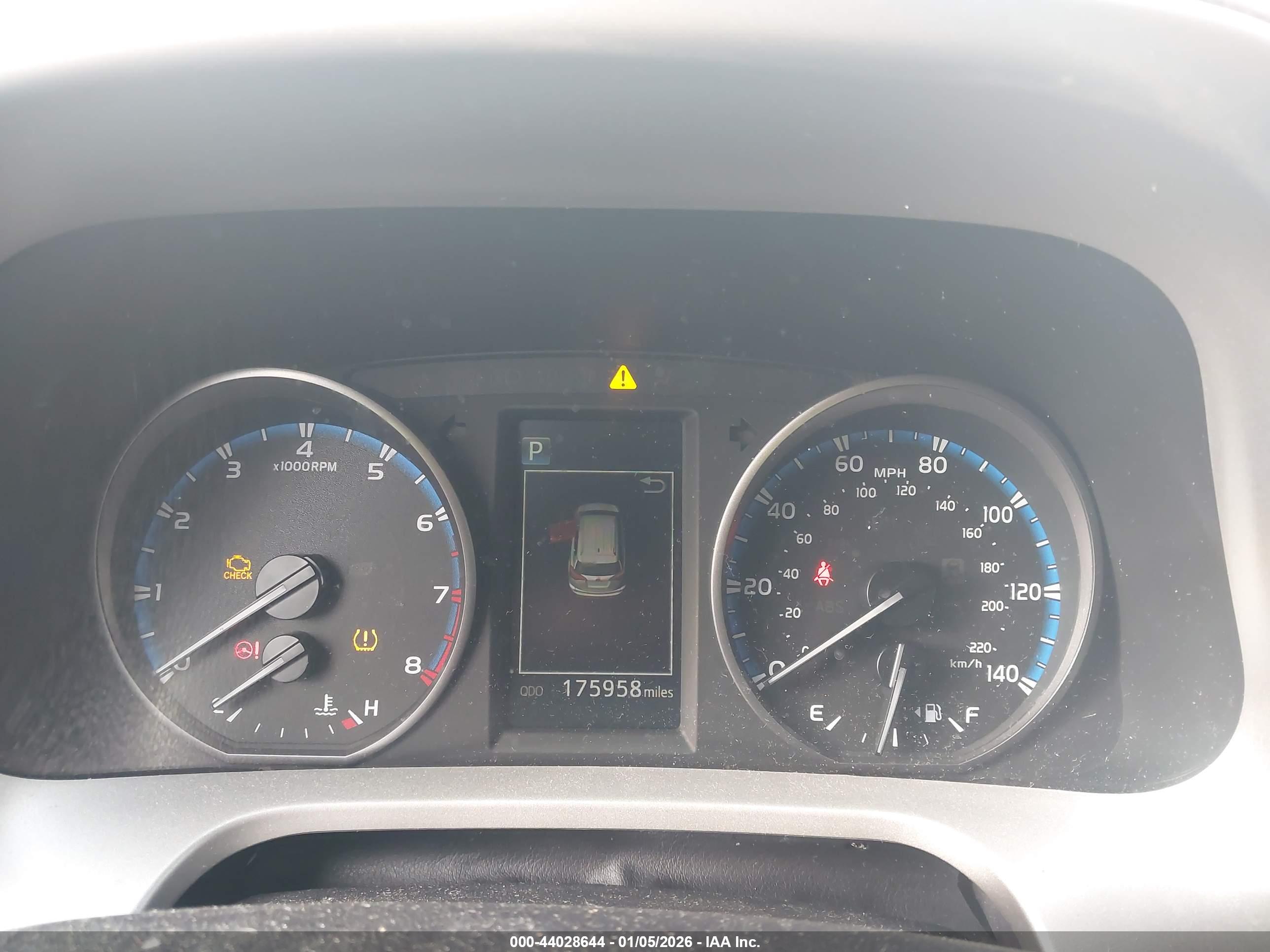 TOYOTA RAV4 image 7