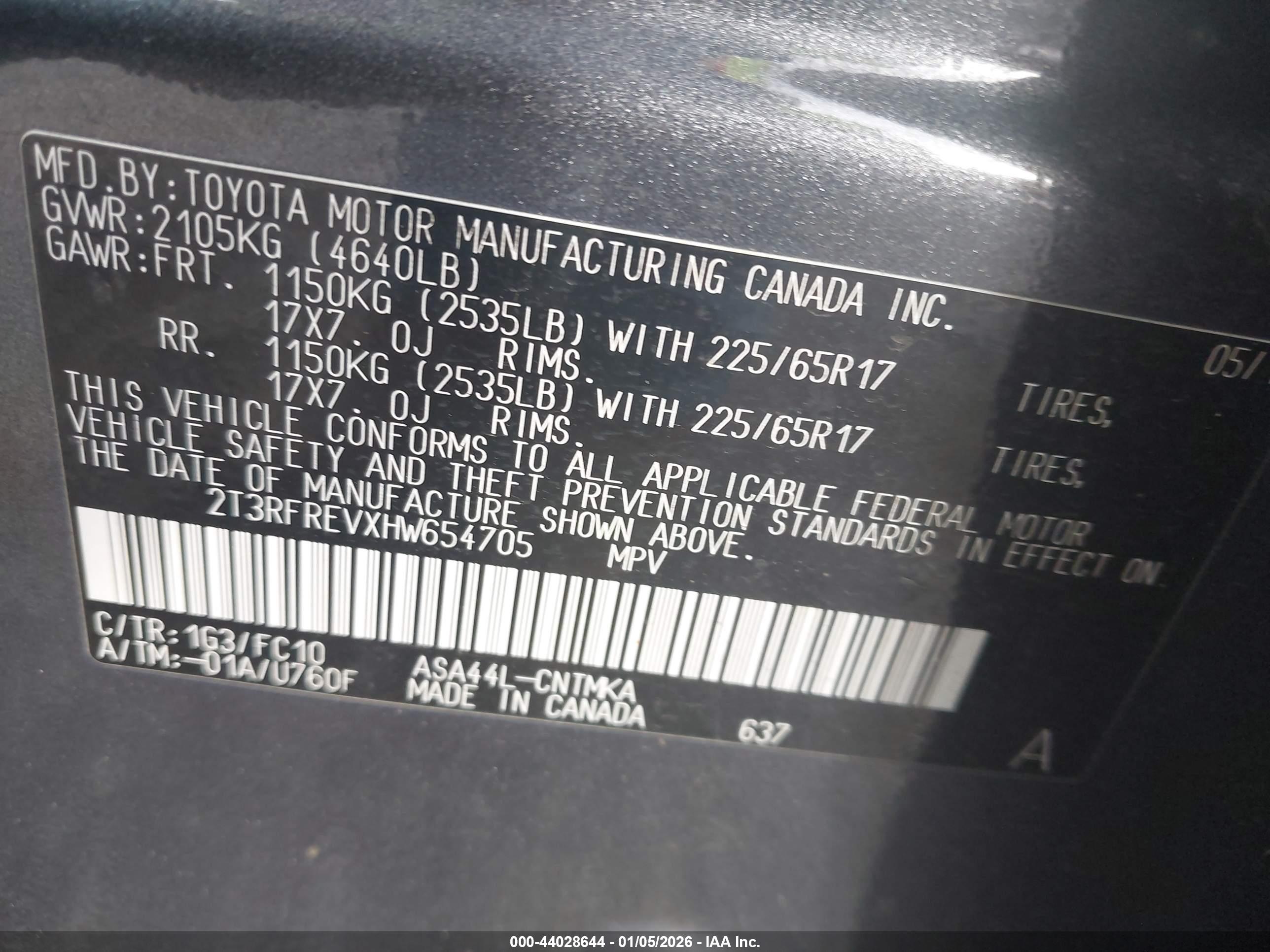 TOYOTA RAV4 image 9