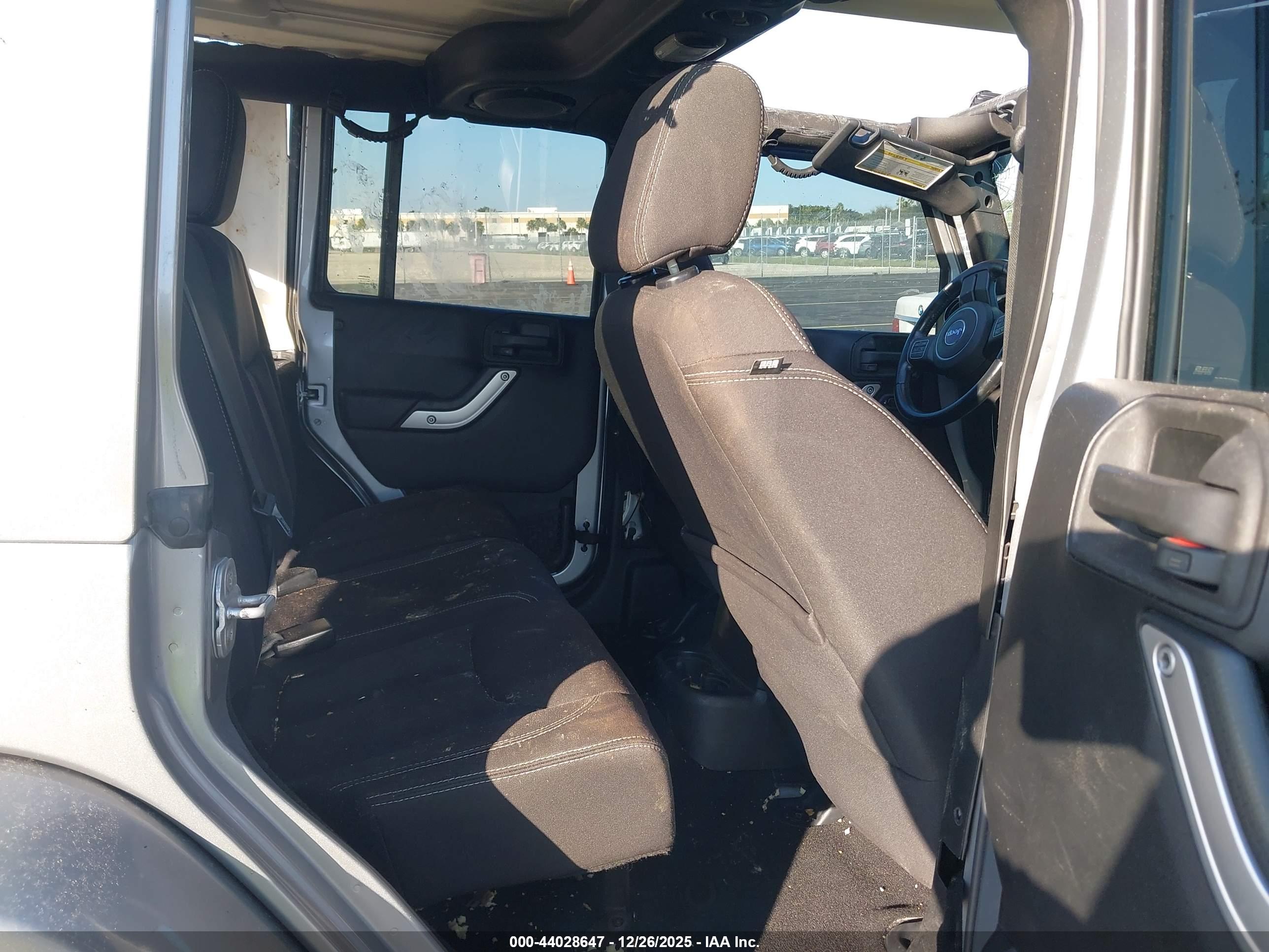 JEEP WRANGLER image 8