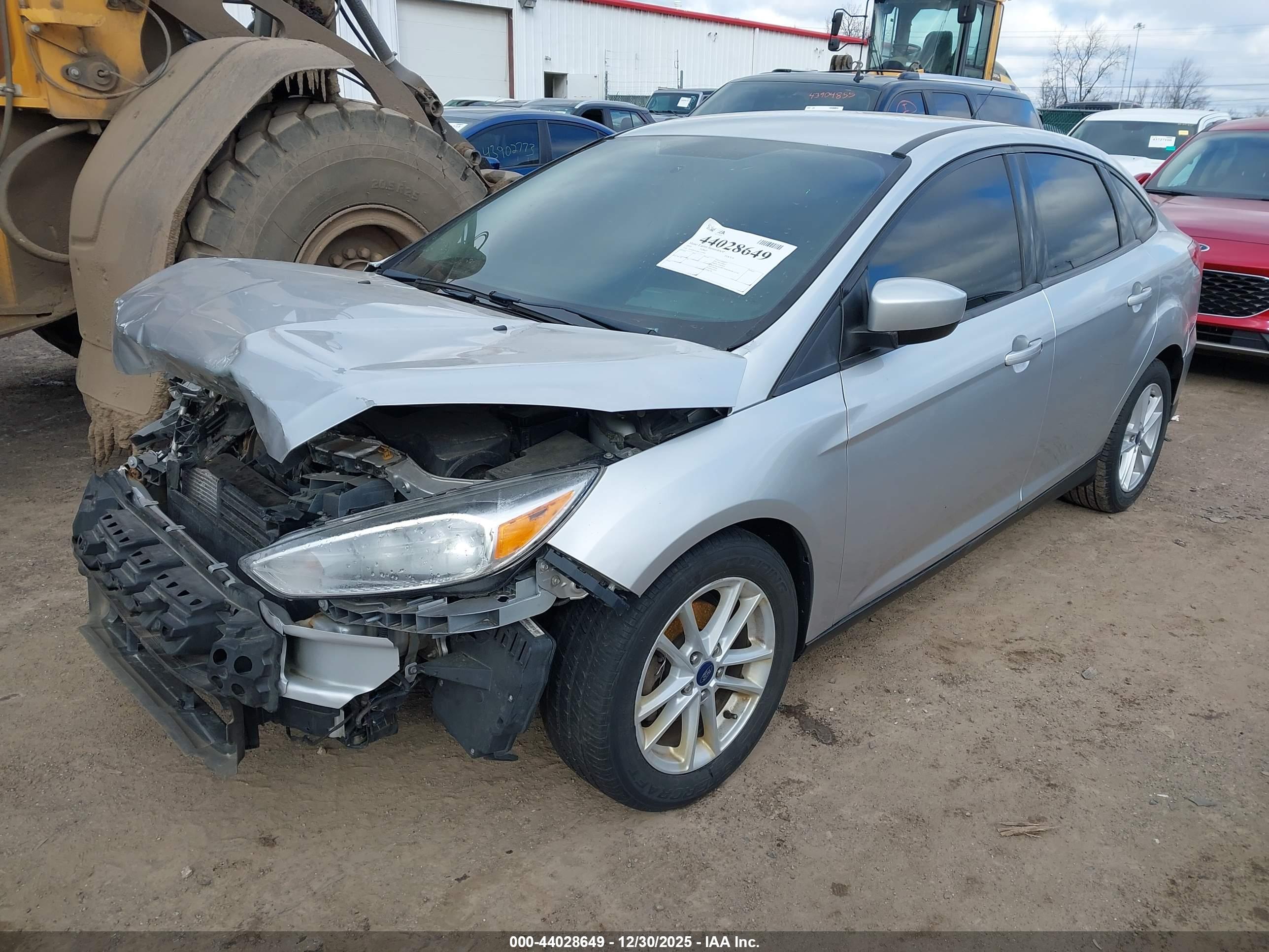 FORD FOCUS image 2