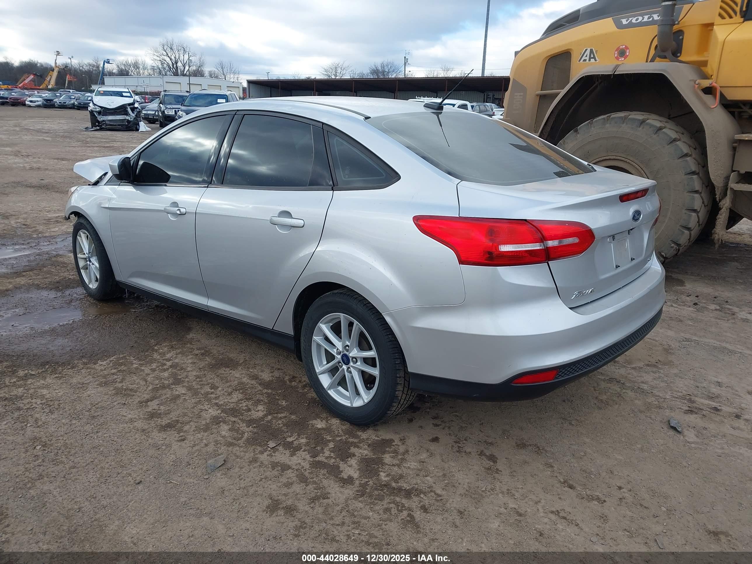 FORD FOCUS image 3
