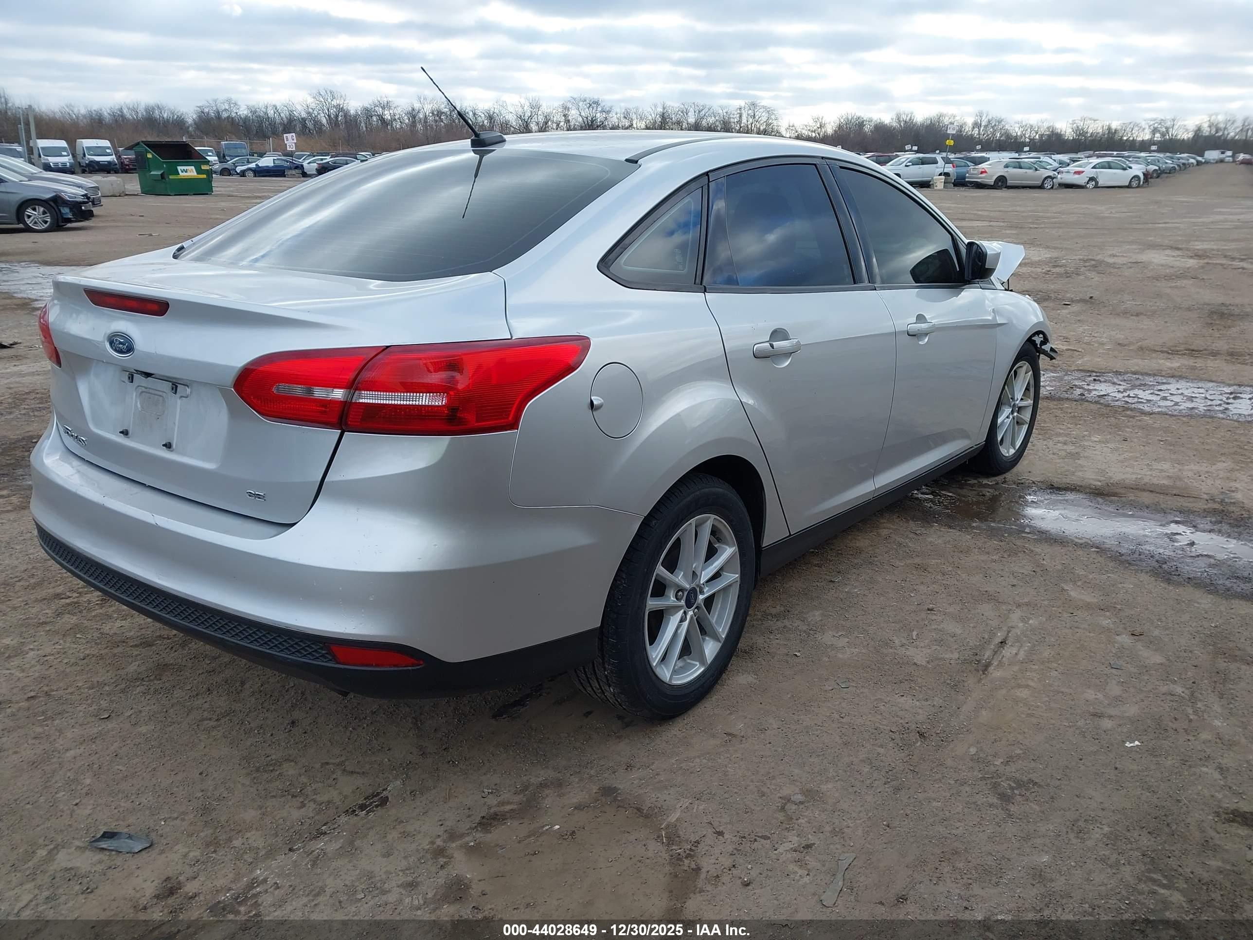 FORD FOCUS image 4