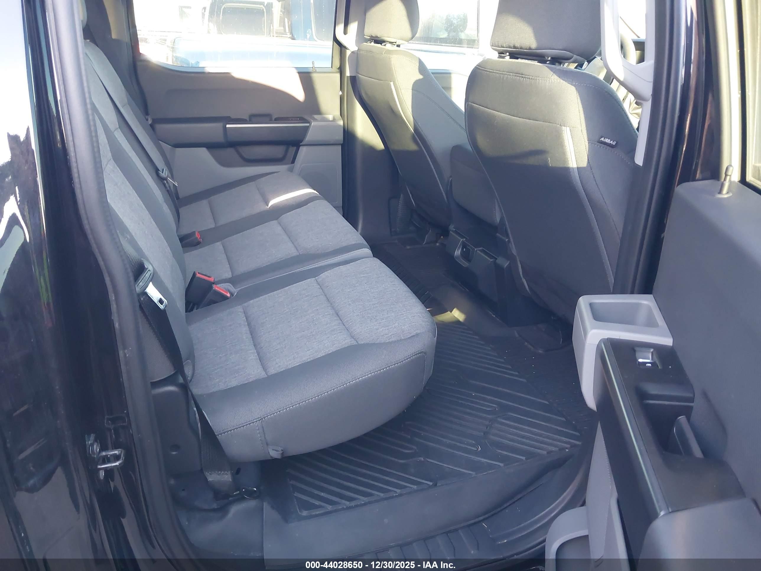 FORD F-150 image 8