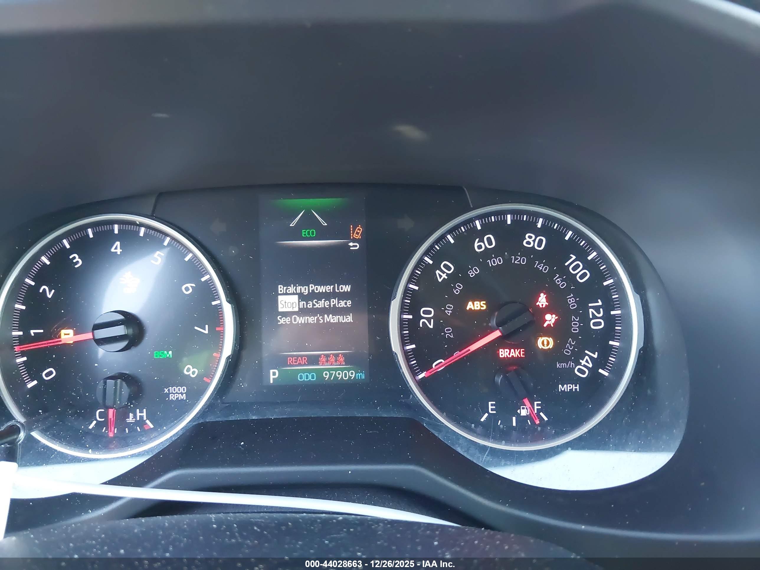 TOYOTA RAV4 image 7