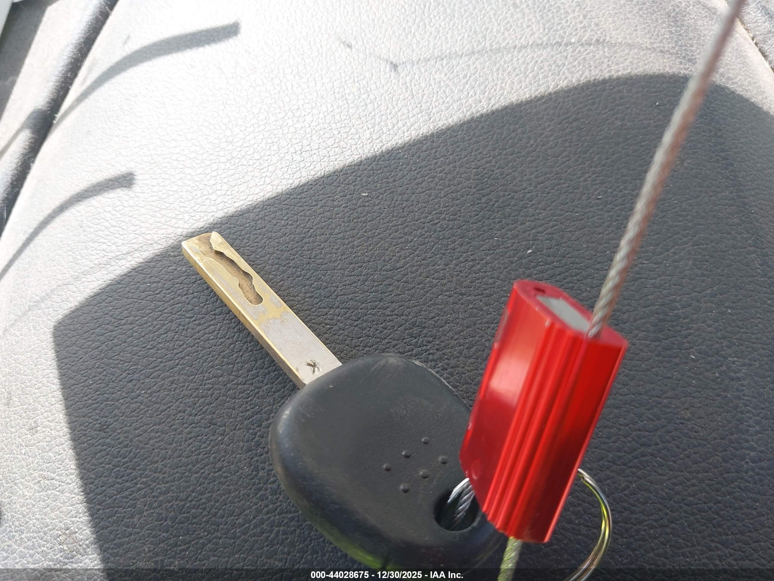 HYUNDAI ACCENT image 11