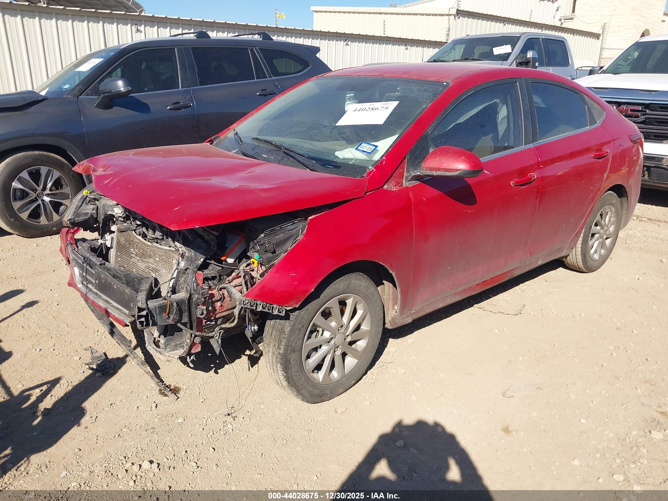 HYUNDAI ACCENT image 2