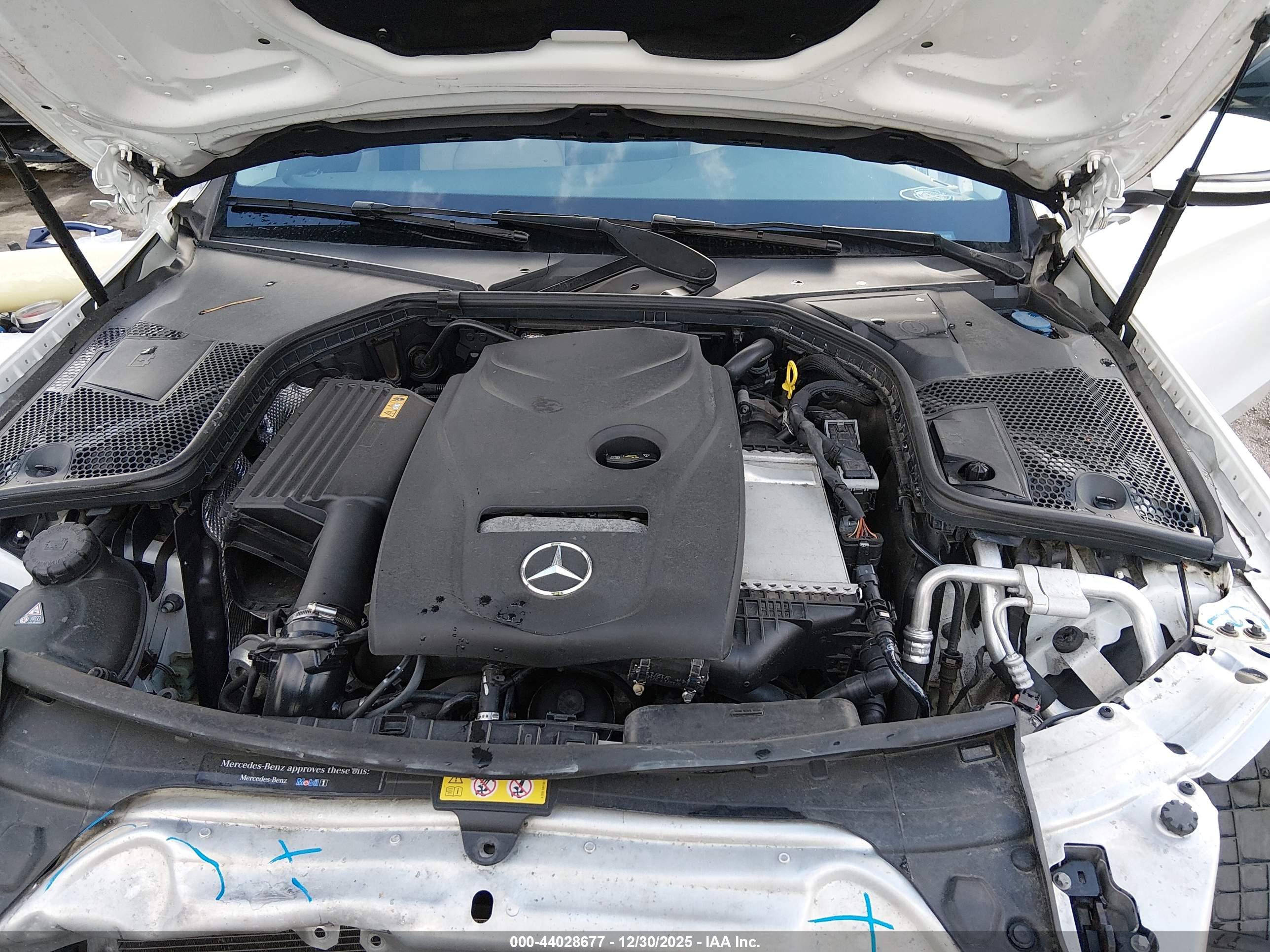 MERCEDES-BENZ C image 10