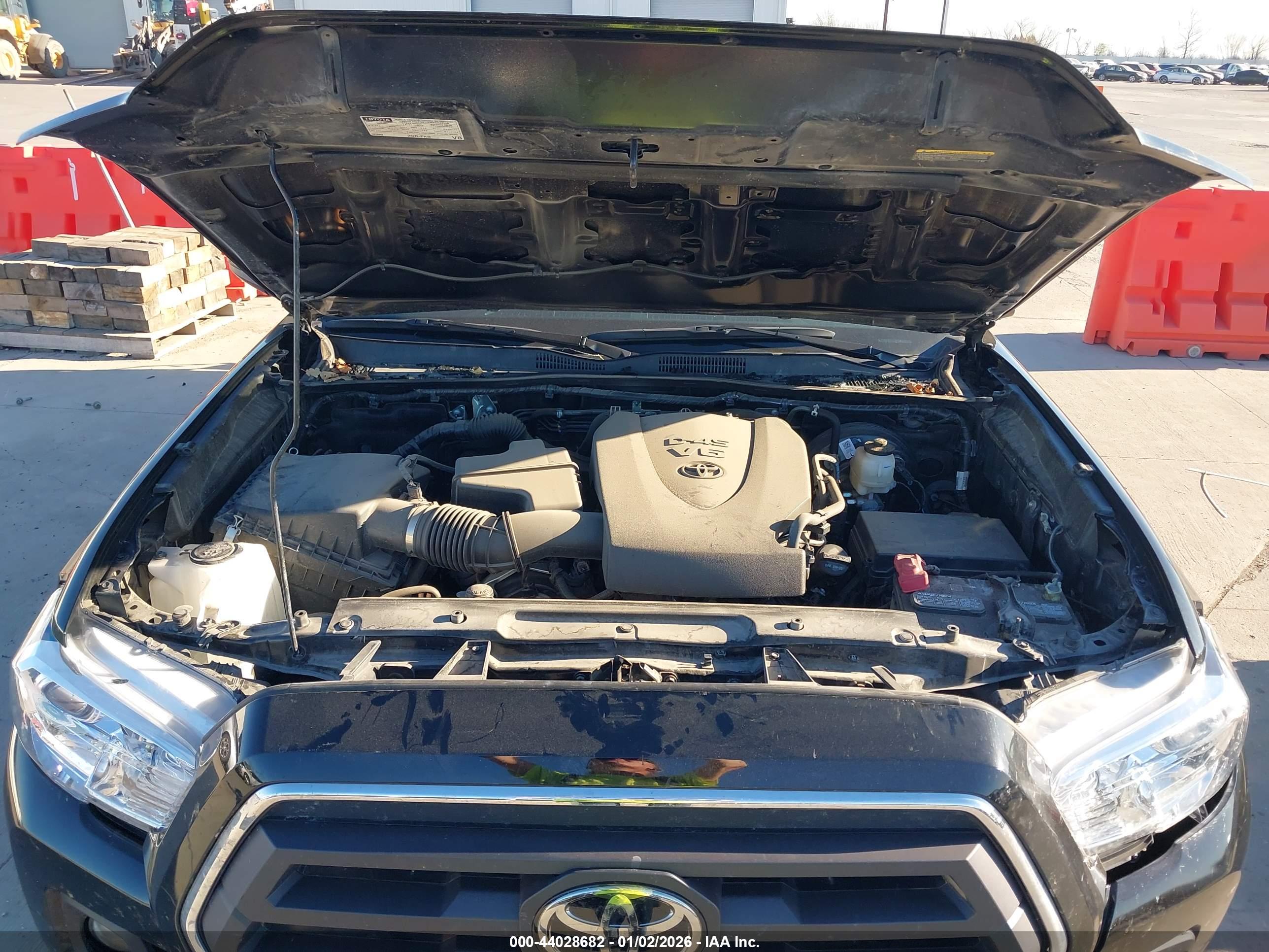 TOYOTA TACOMA image 10