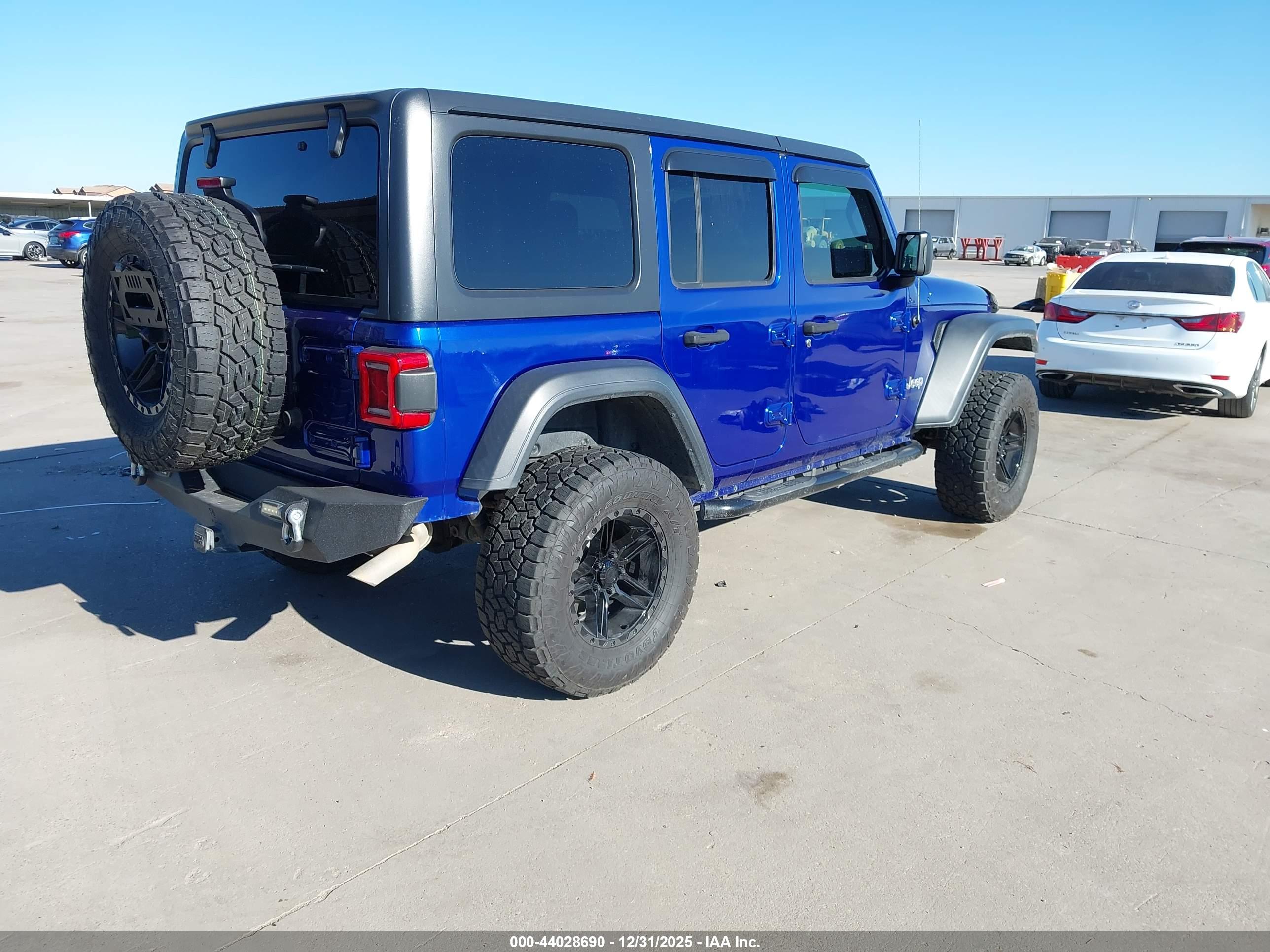 JEEP WRANGLER image 4
