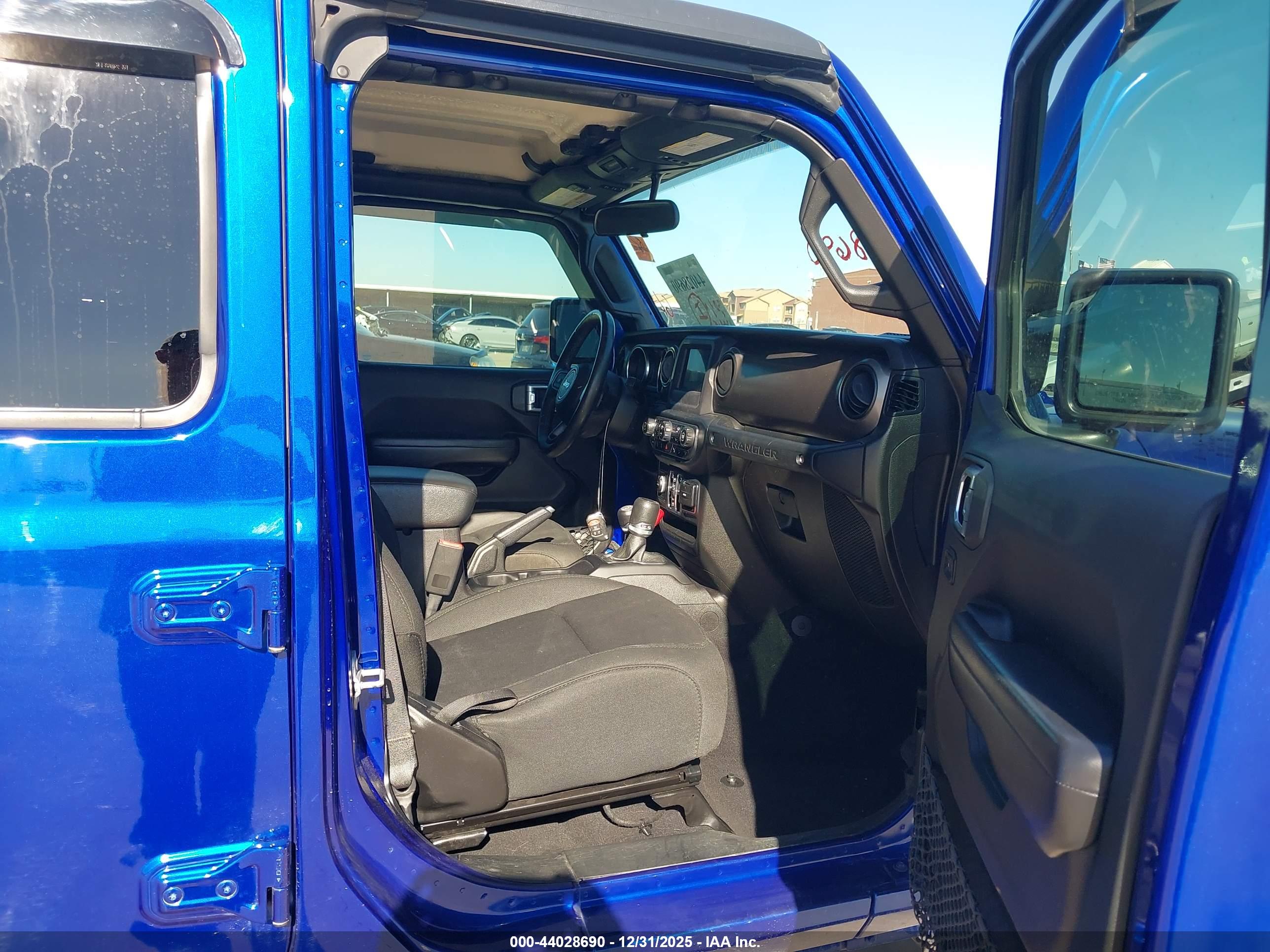 JEEP WRANGLER image 5