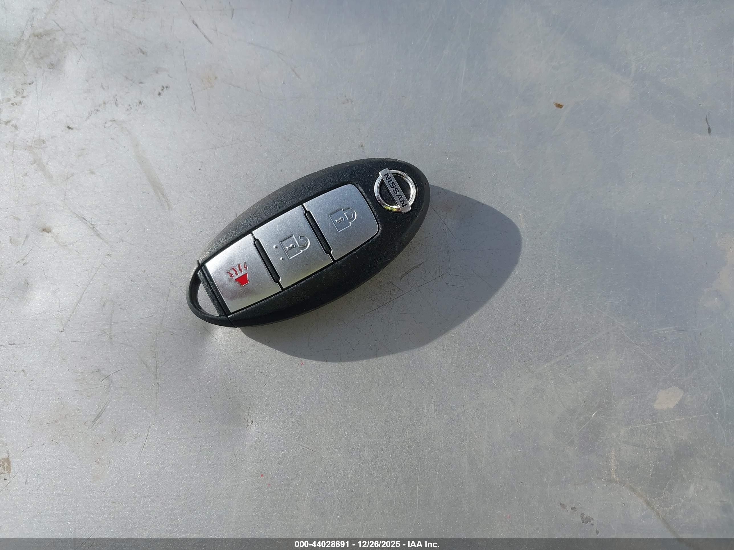 NISSAN ROGUE image 11