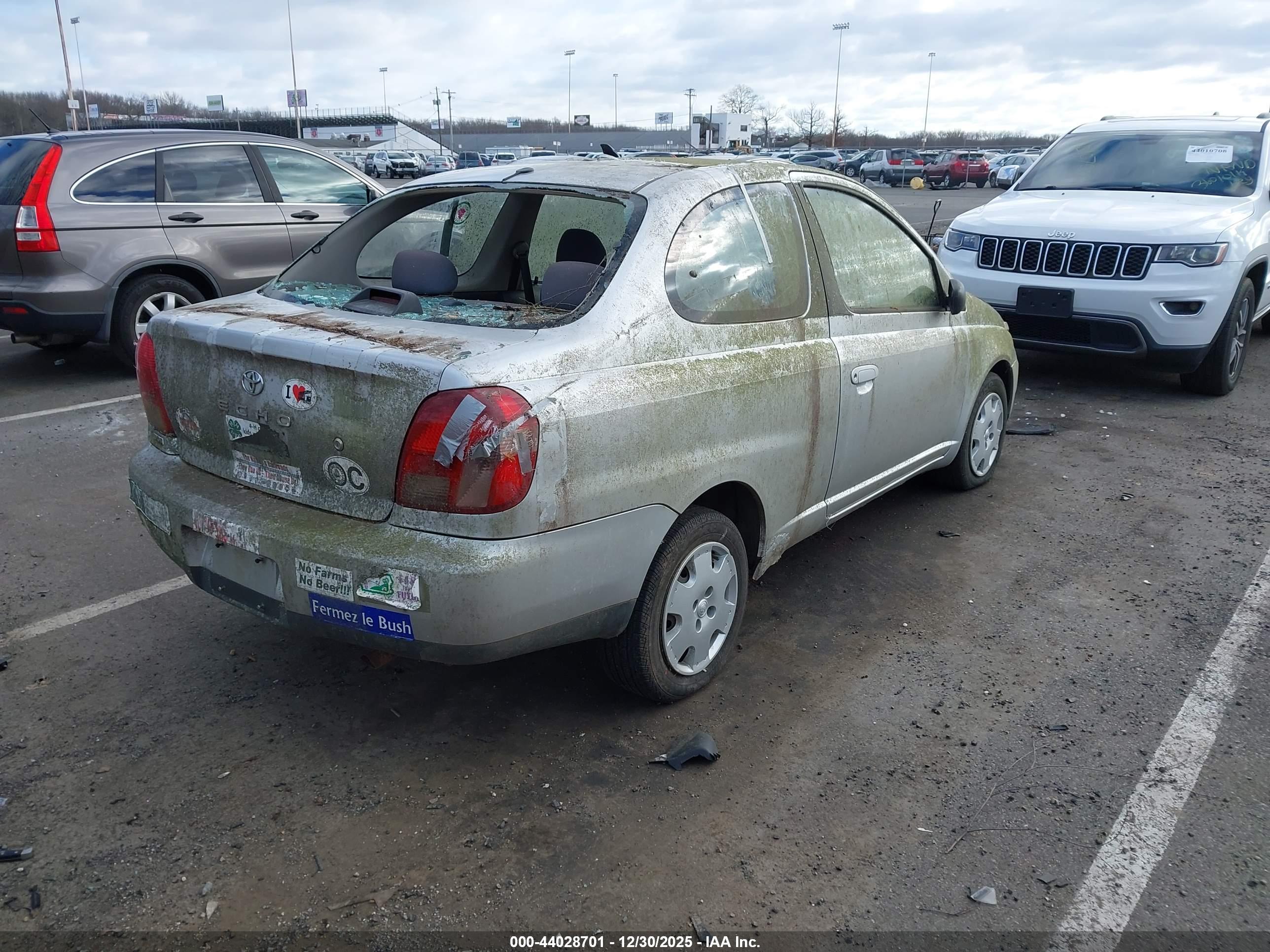 TOYOTA ECHO image 4