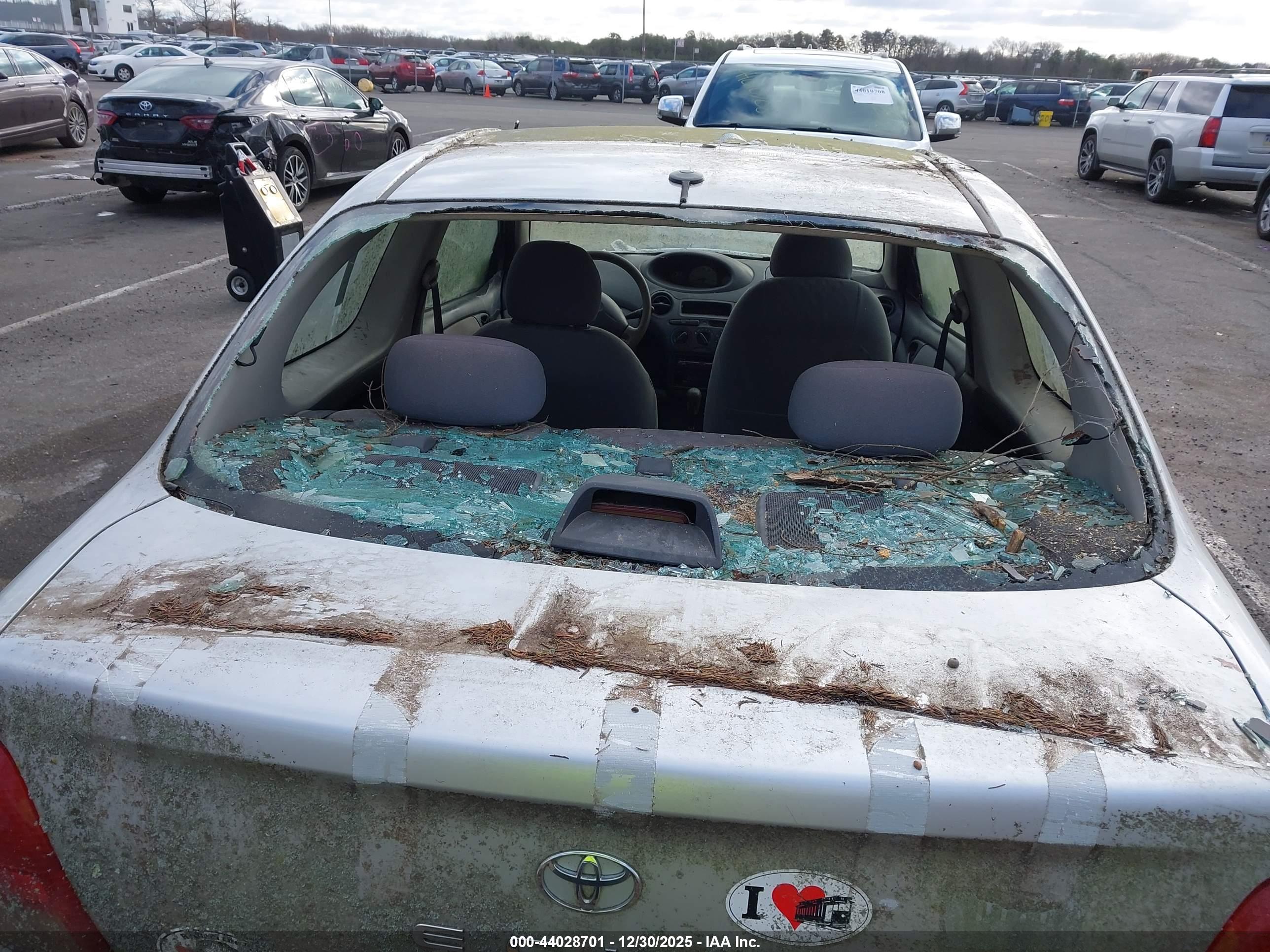 TOYOTA ECHO image 6