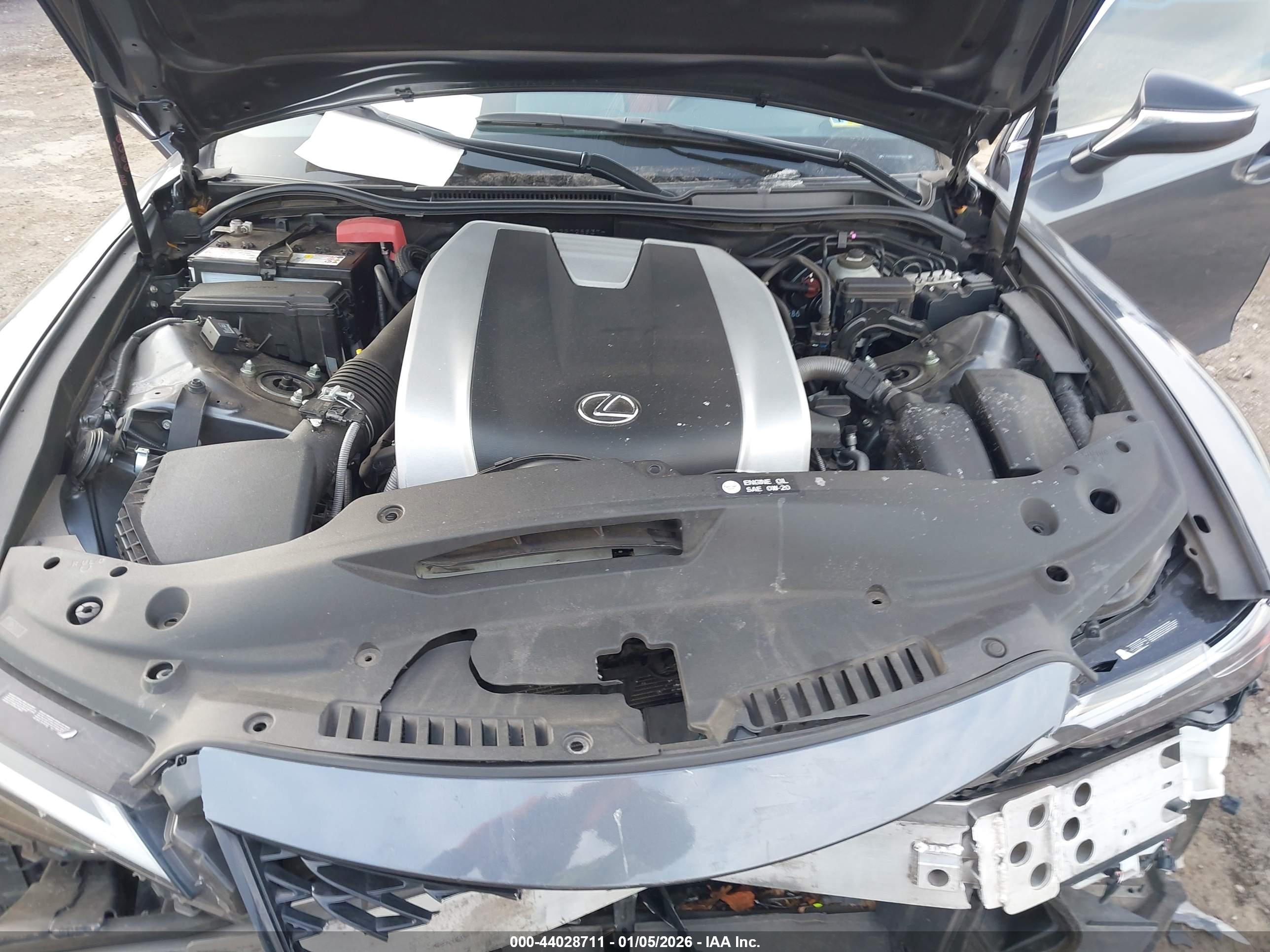 LEXUS IS image 10