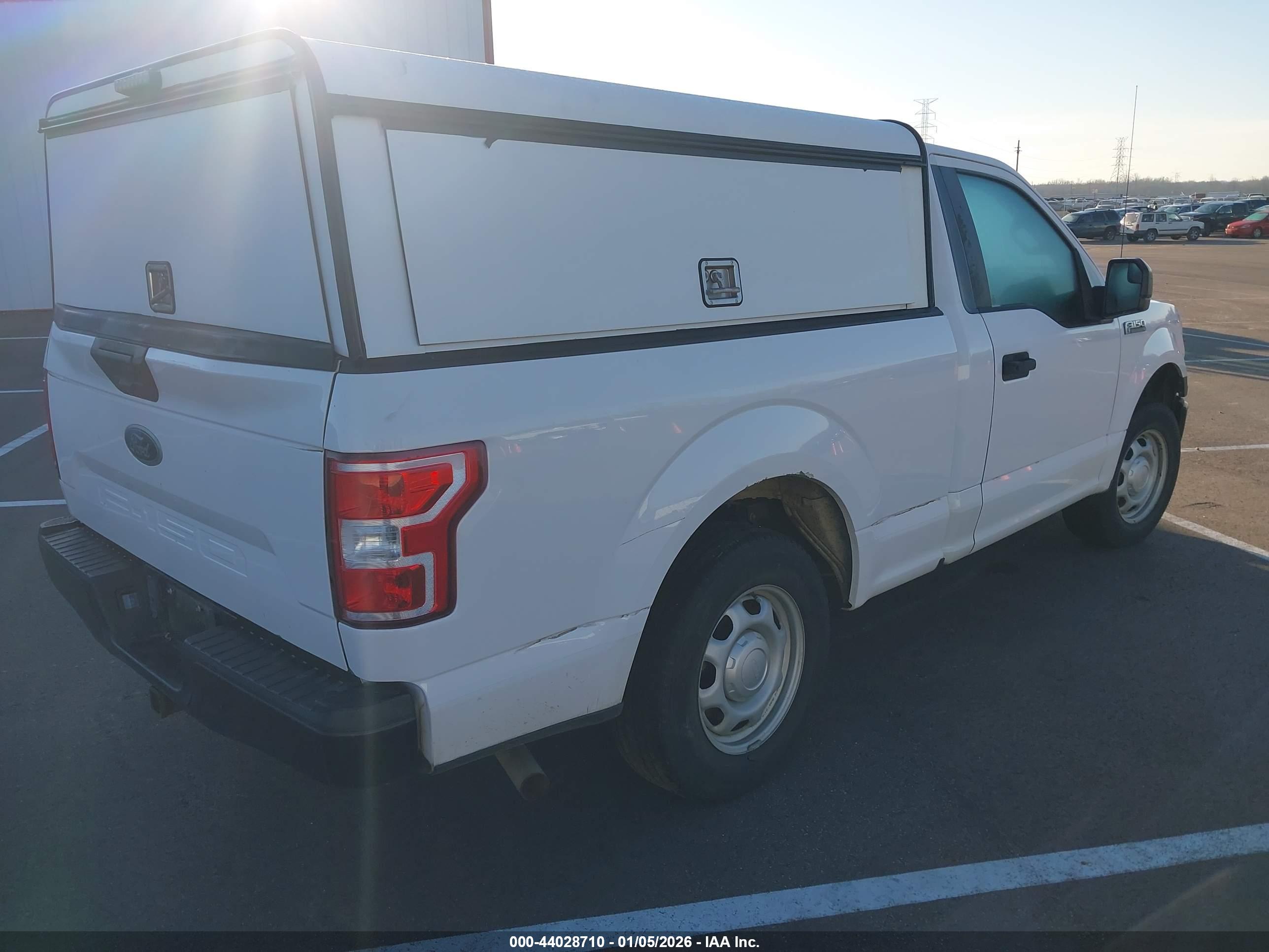 FORD F-150 image 4