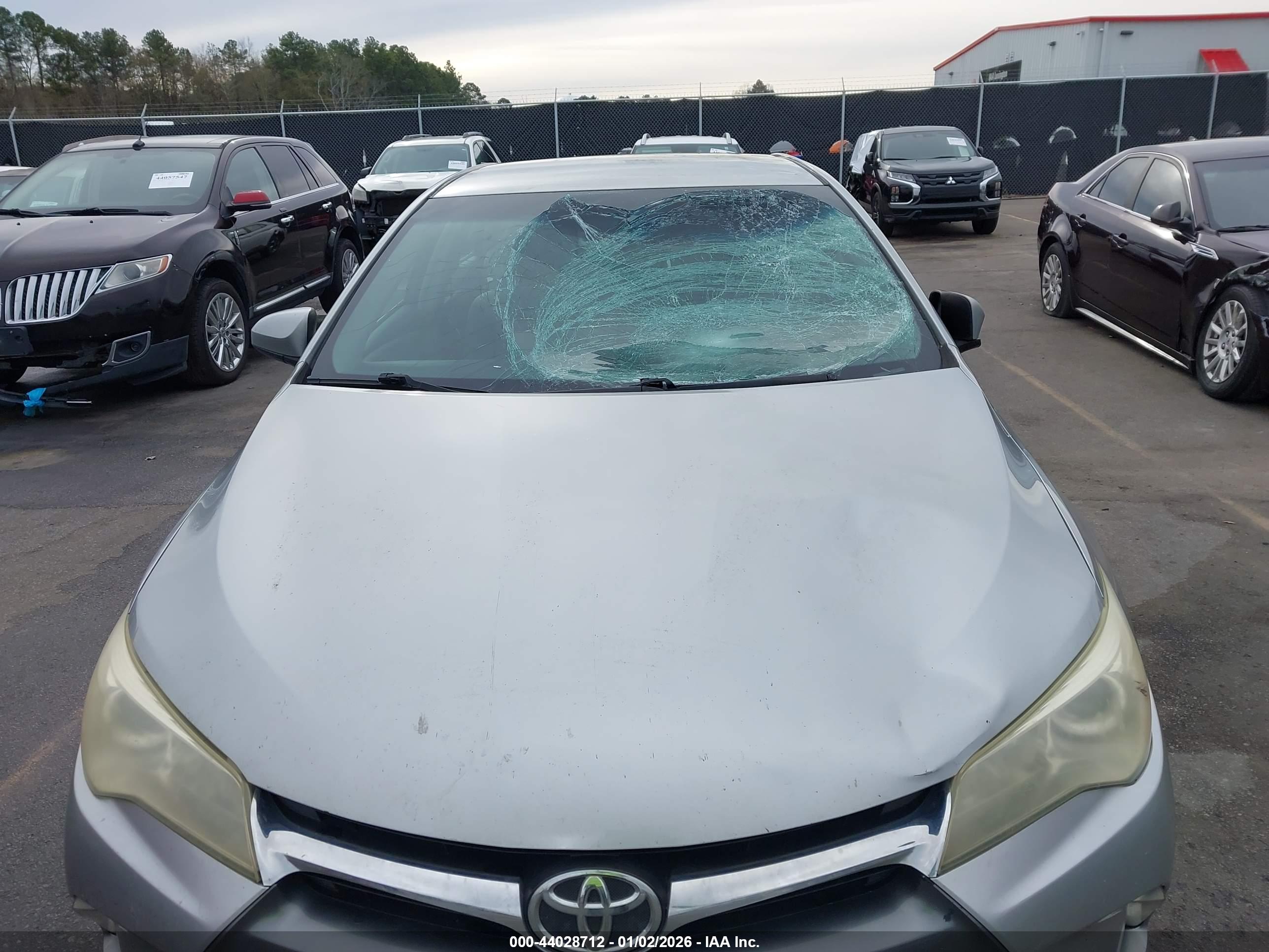 TOYOTA CAMRY image 6