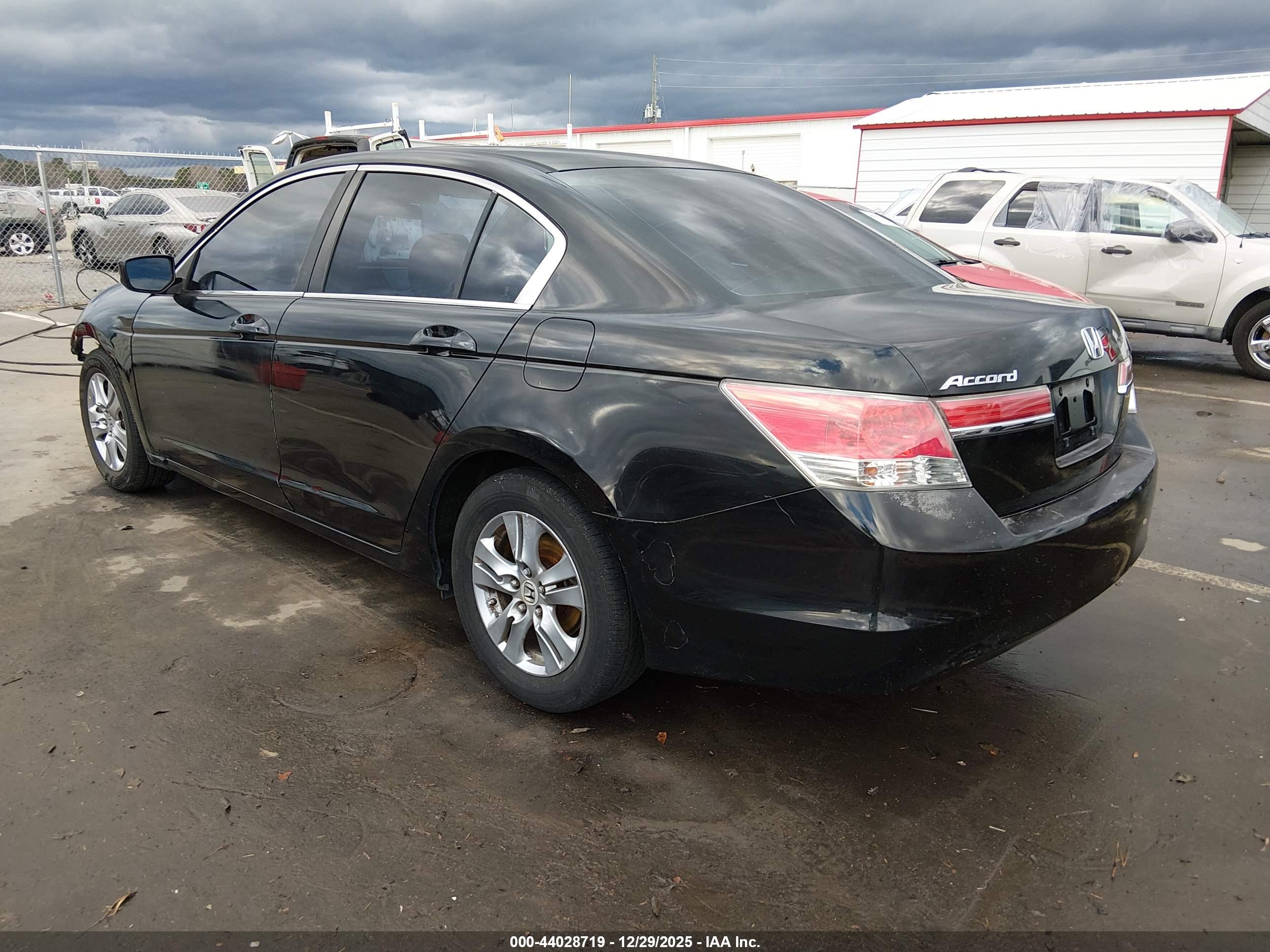 HONDA ACCORD image 3