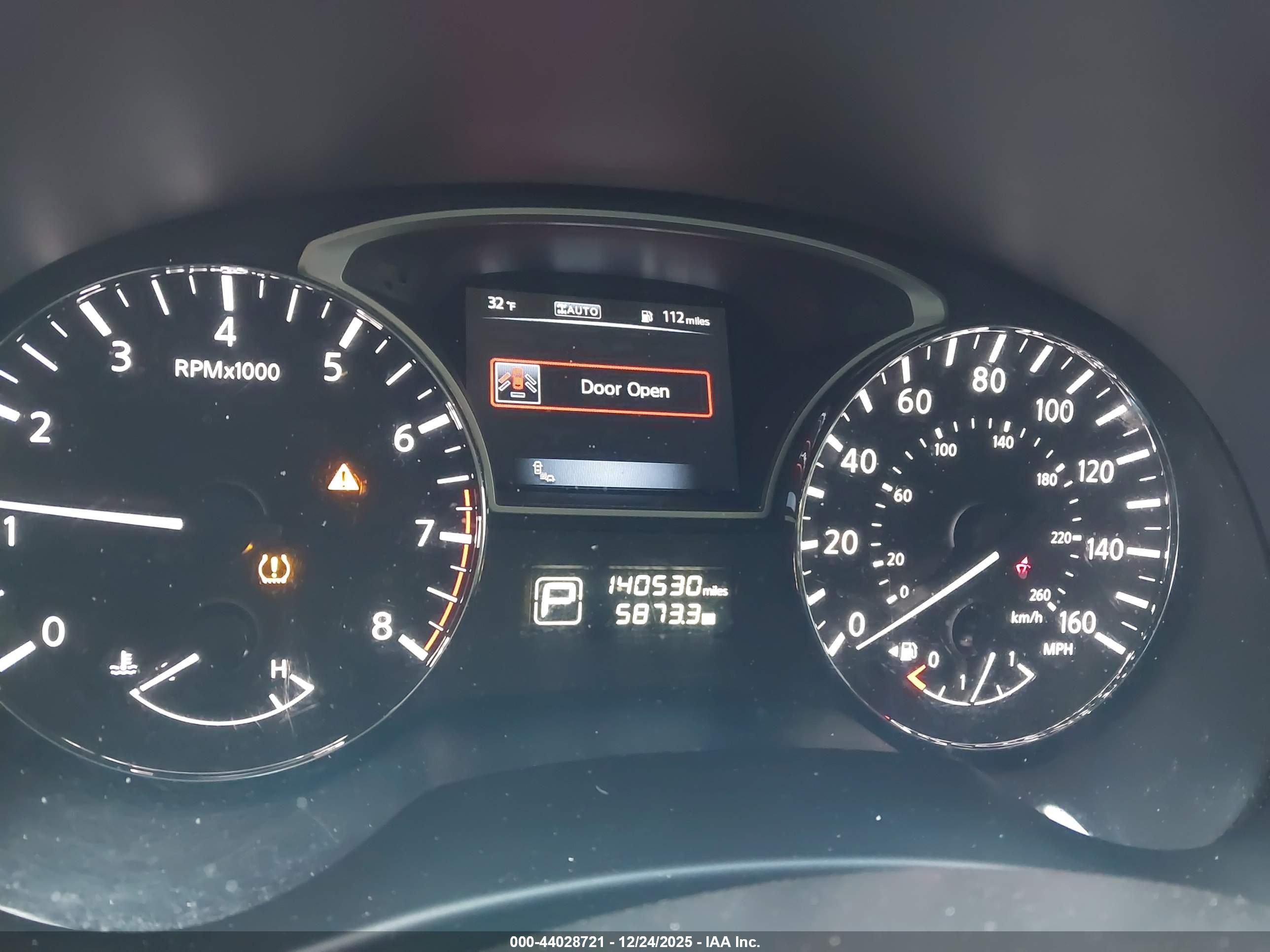 NISSAN PATHFINDER image 7