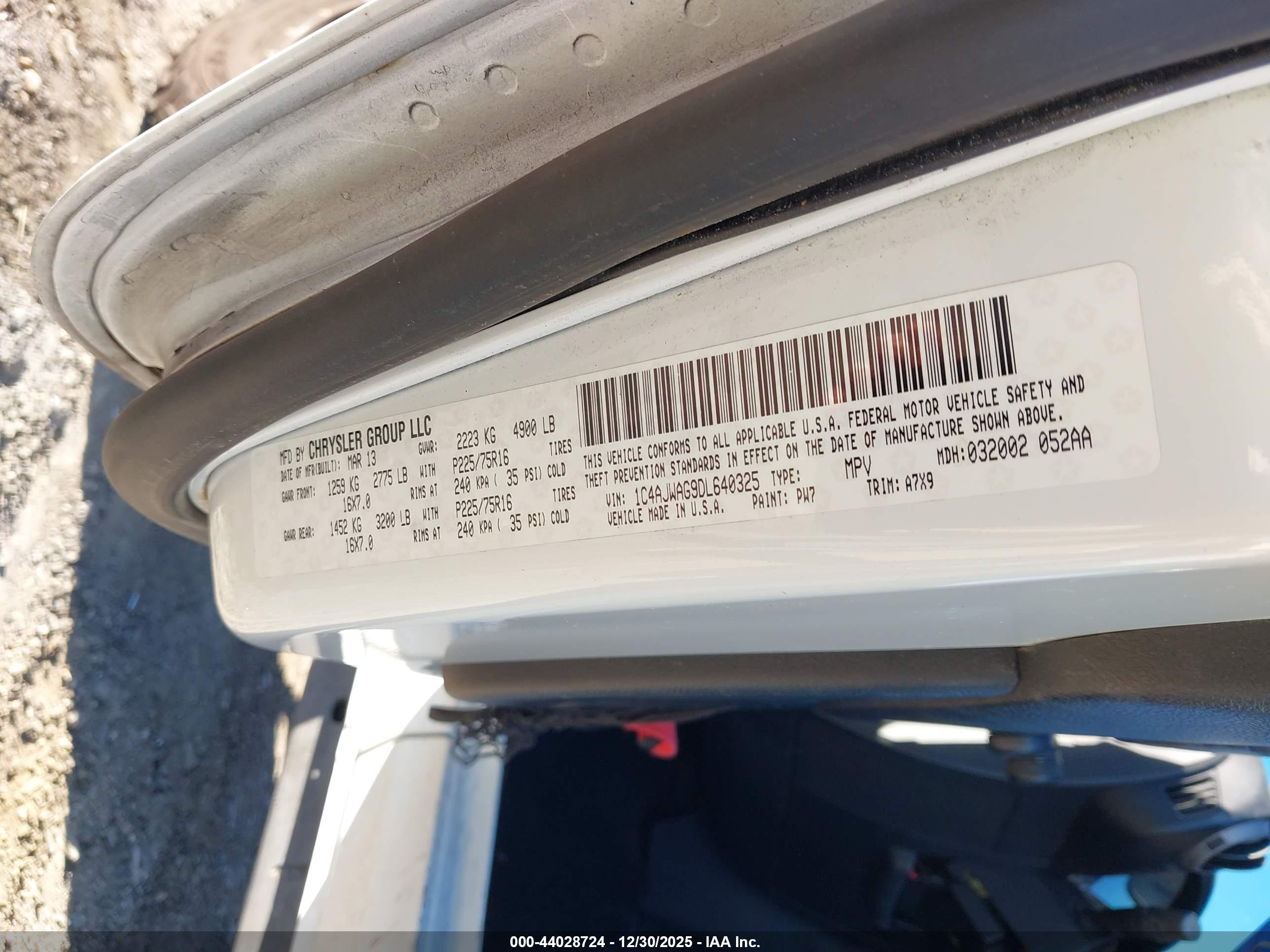 JEEP WRANGLER image 9