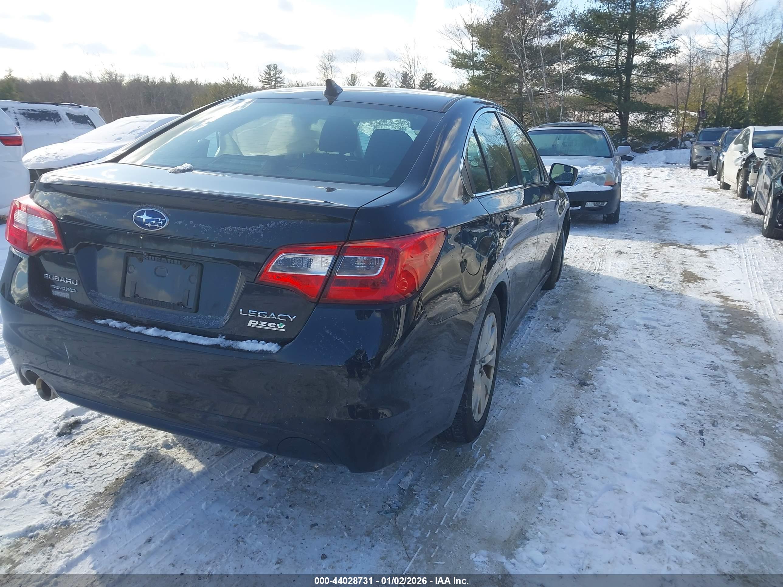SUBARU LEGACY image 4