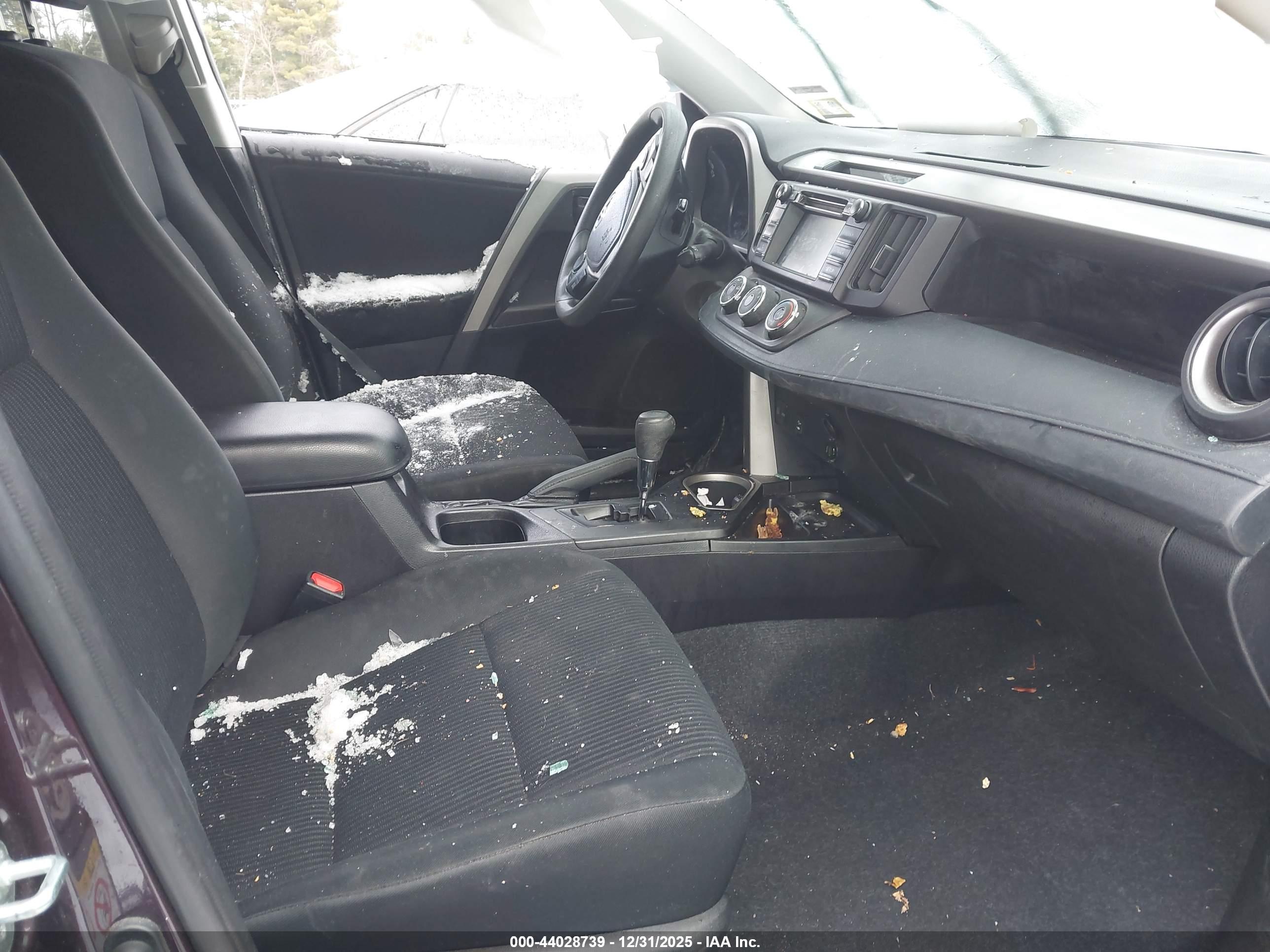 TOYOTA RAV4 image 5