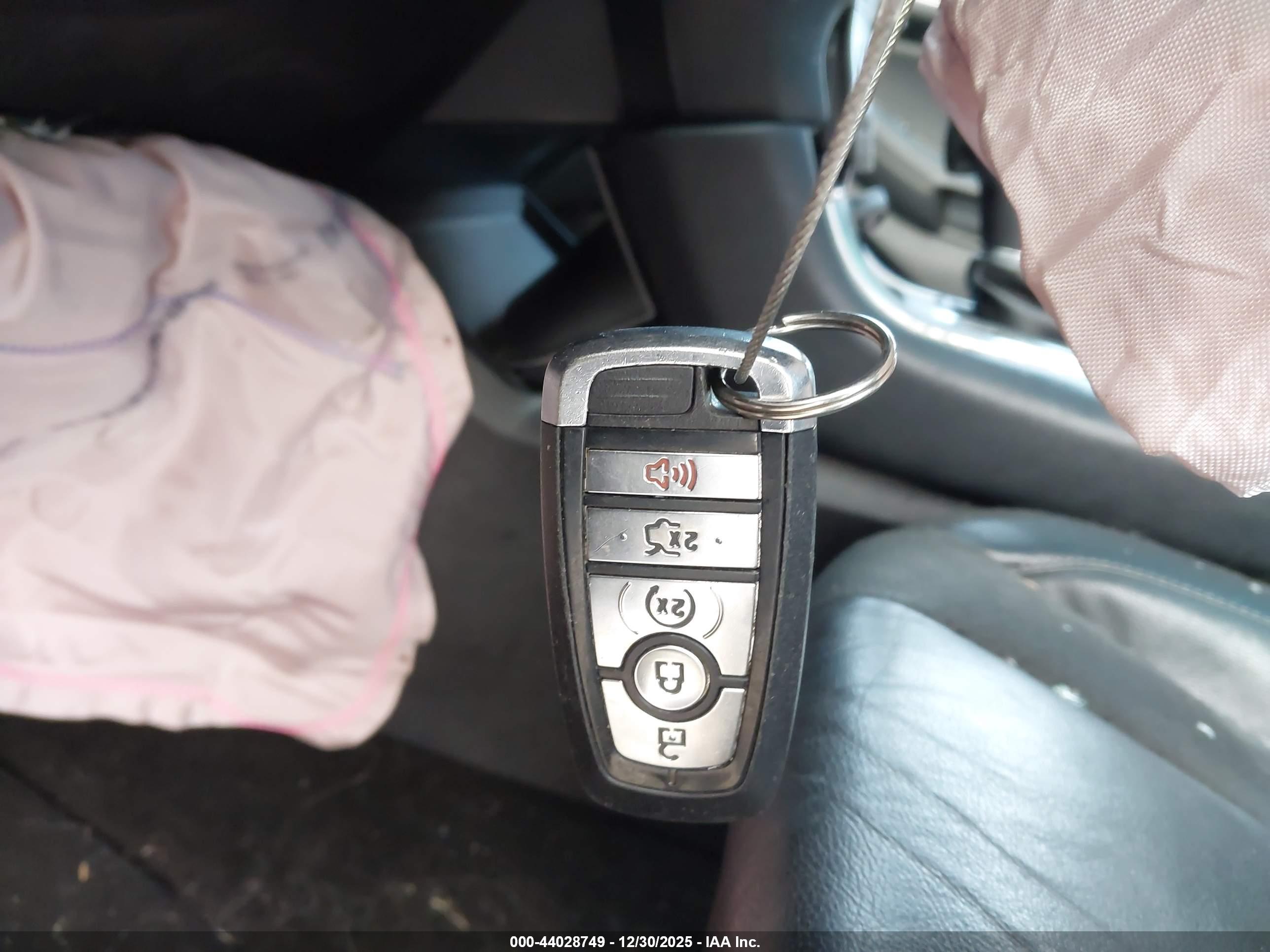 FORD EDGE image 11