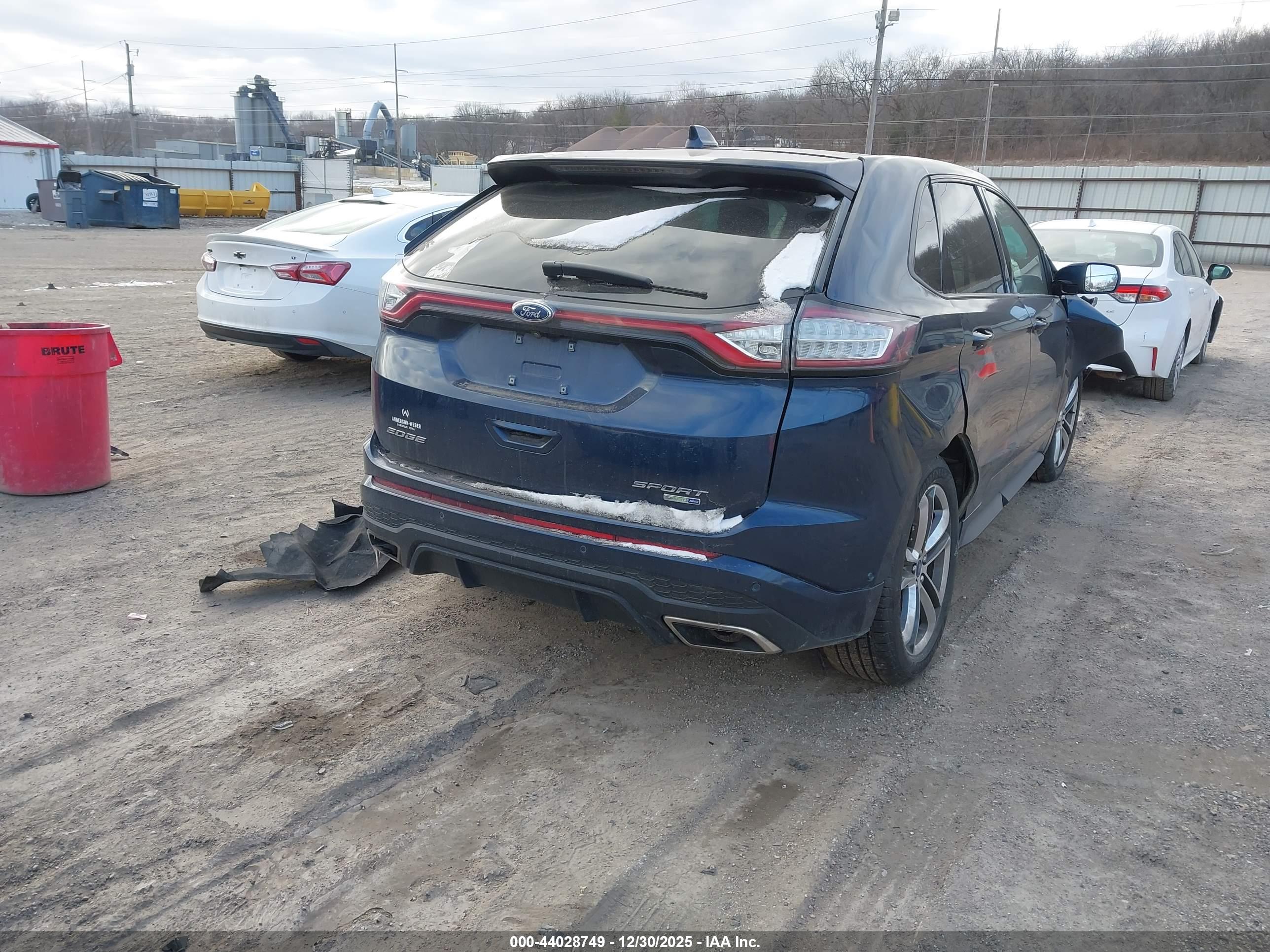 FORD EDGE image 4