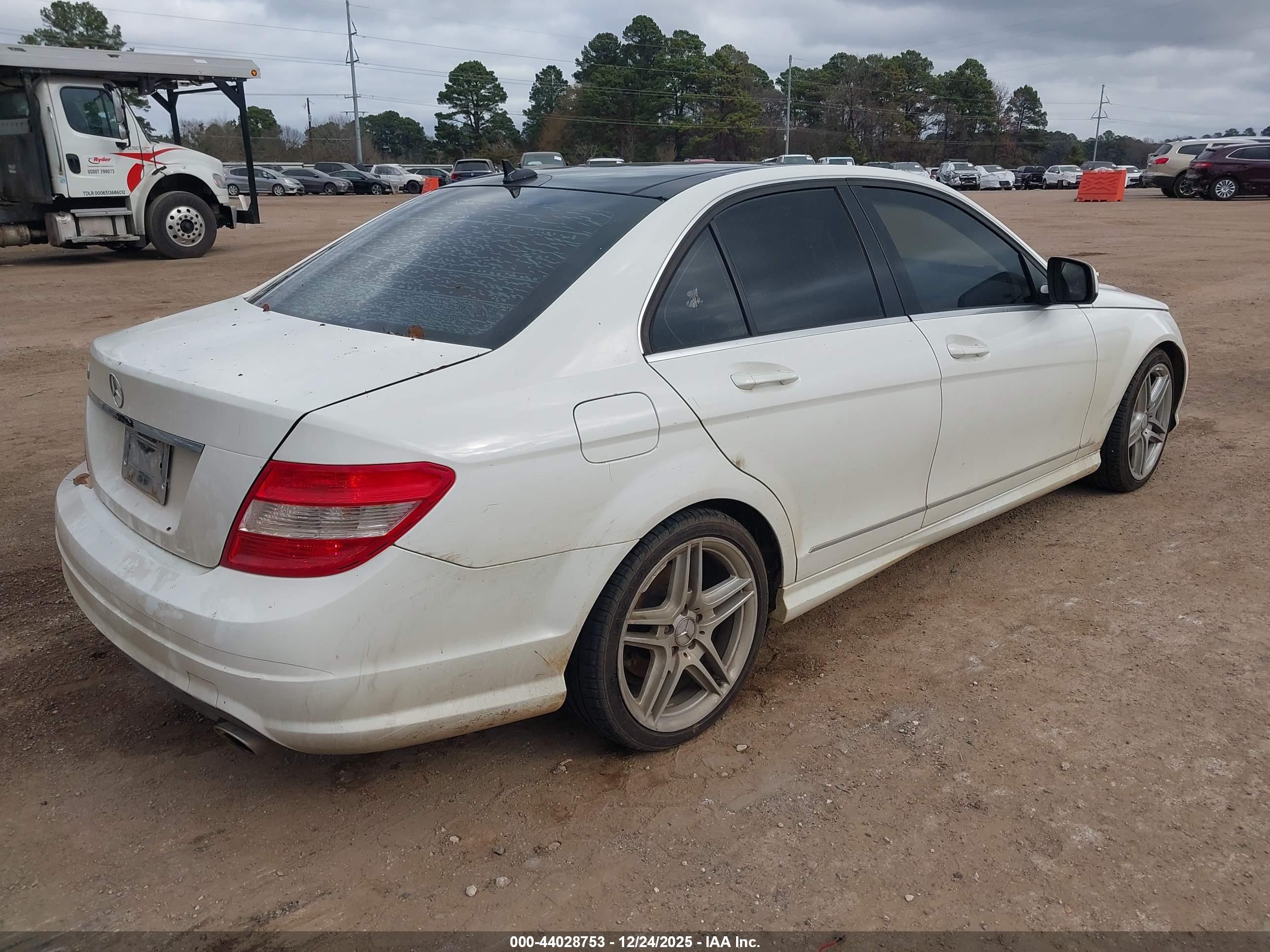 MERCEDES-BENZ C image 4