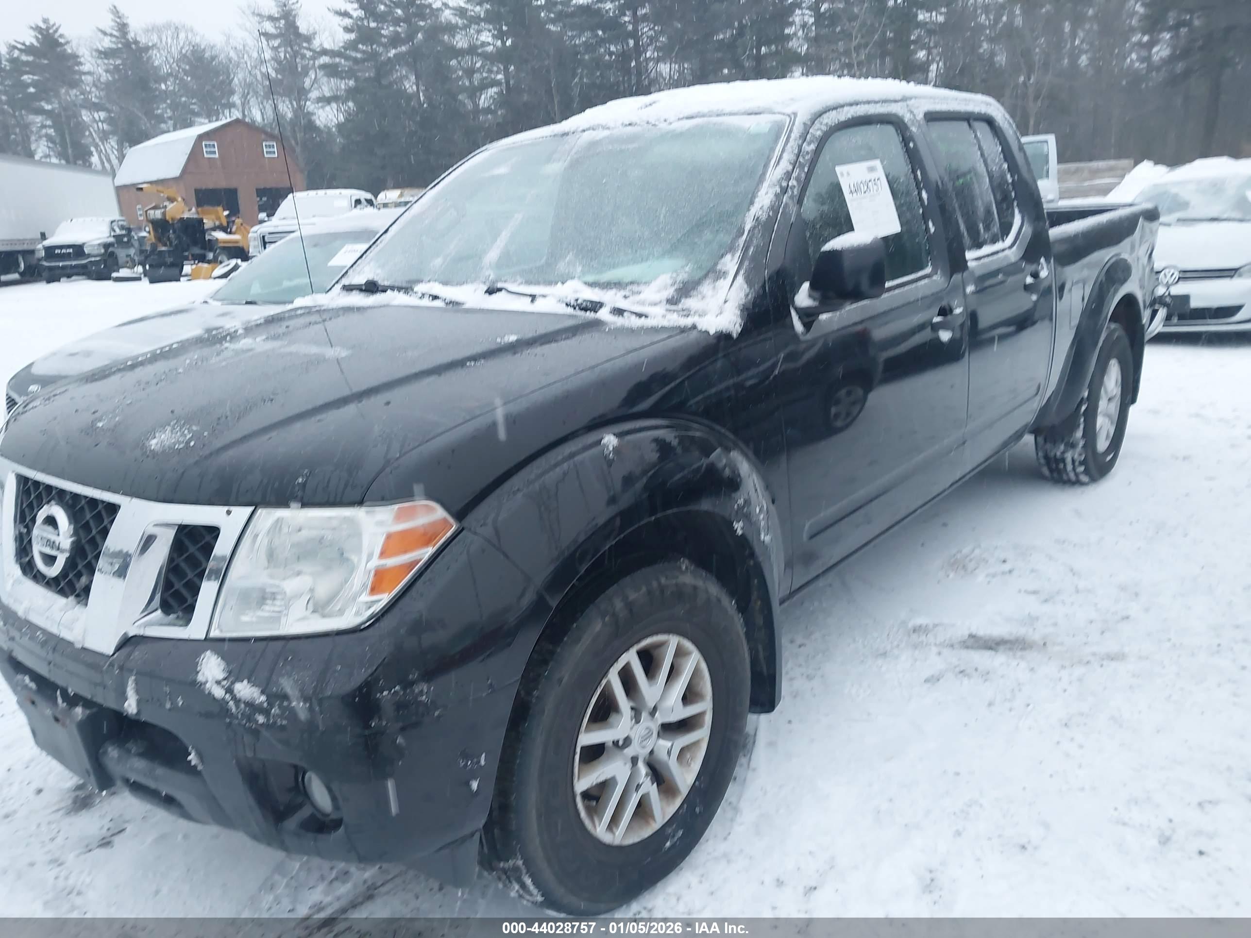 NISSAN FRONTIER image 2