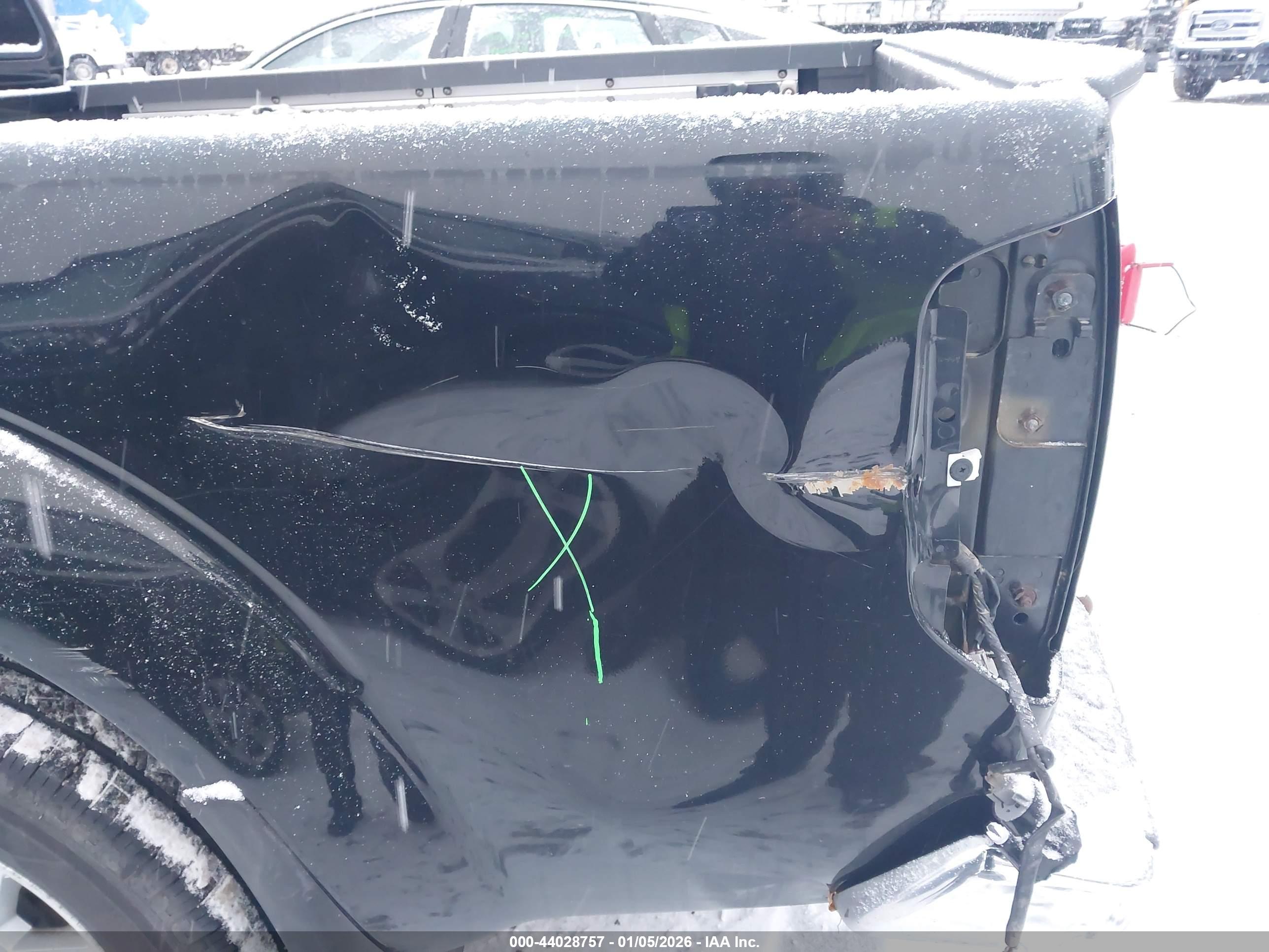 NISSAN FRONTIER image 6