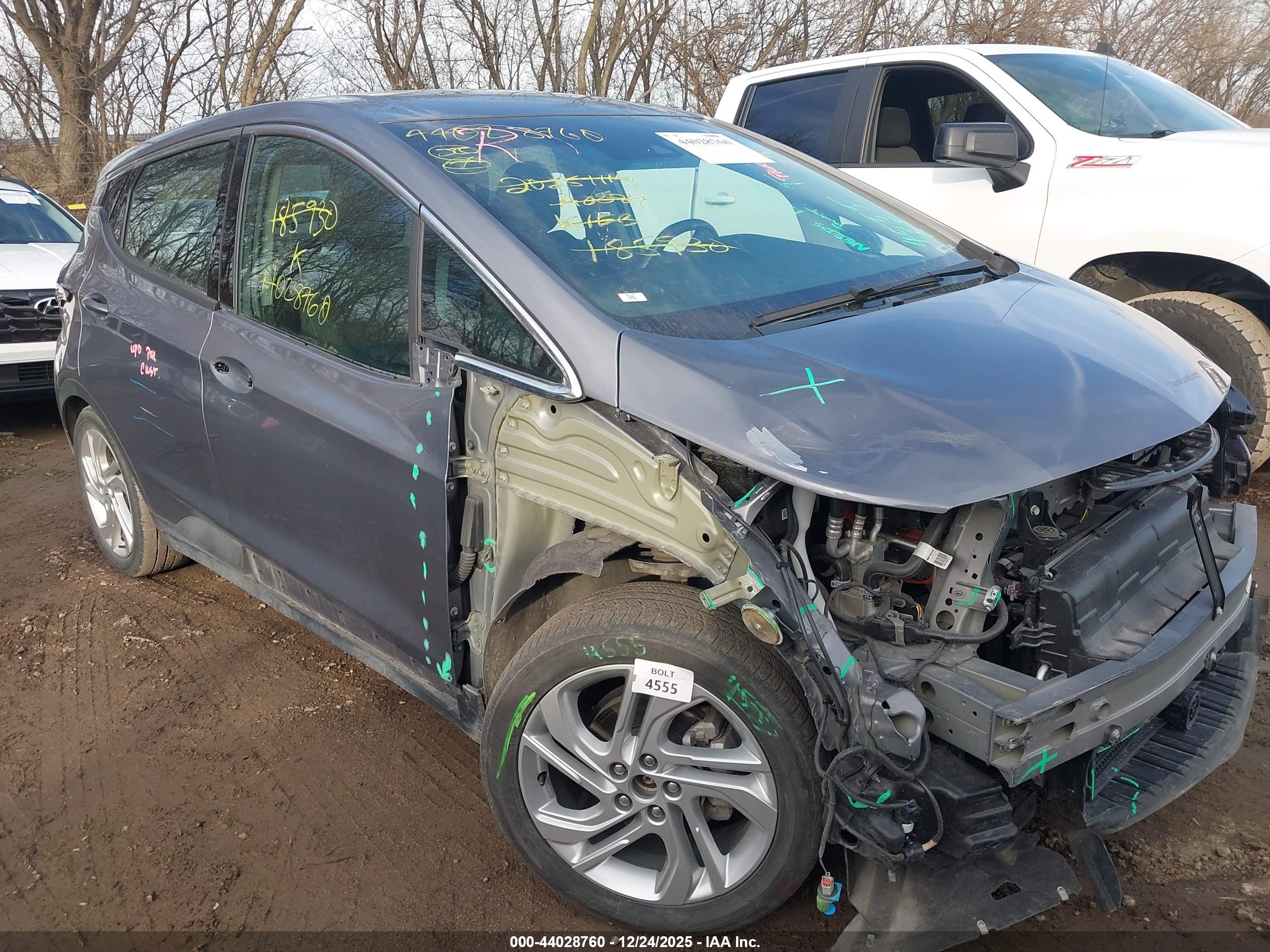 CHEVROLET BOLT image 6