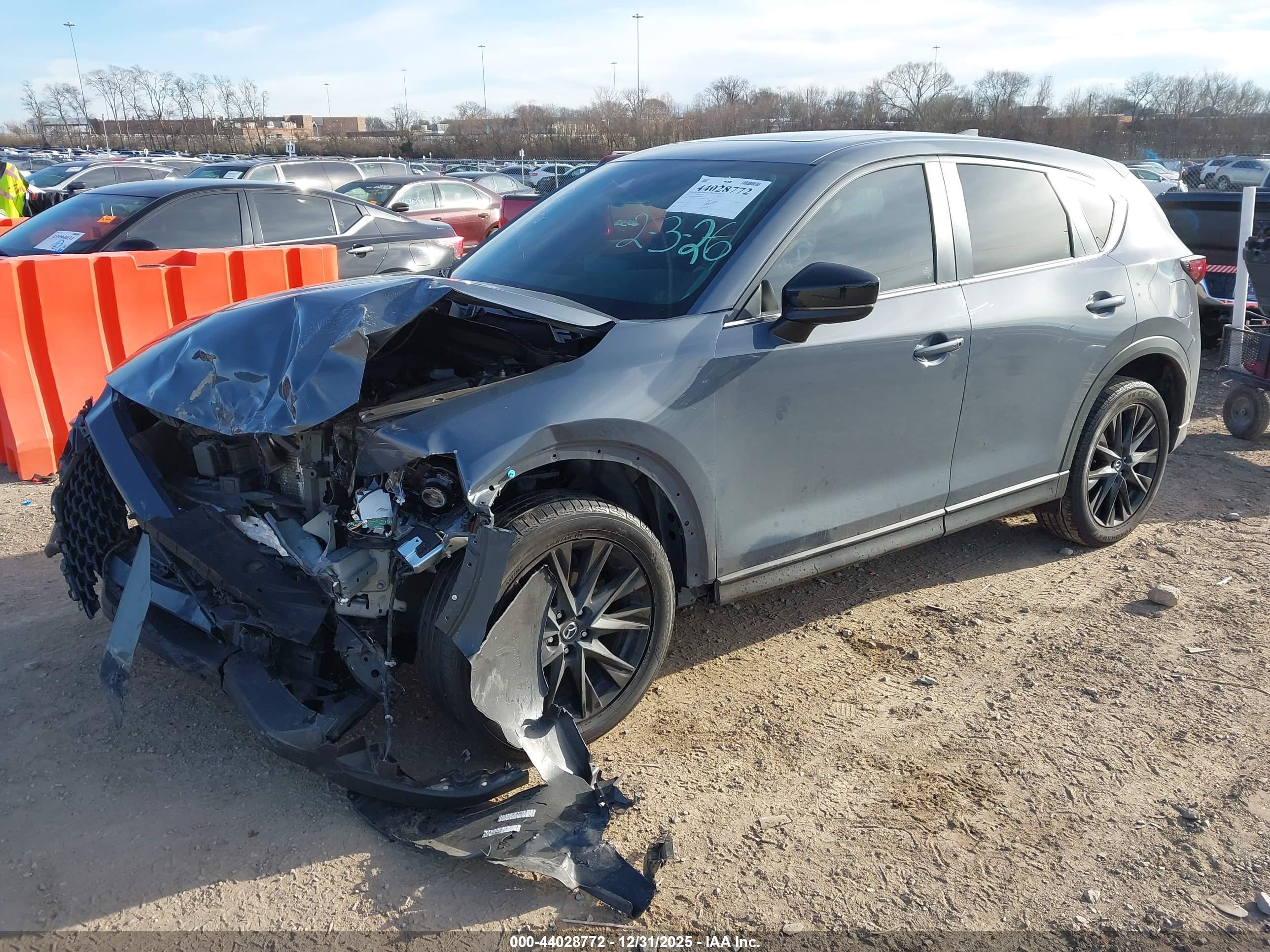 MAZDA CX-5 image 2