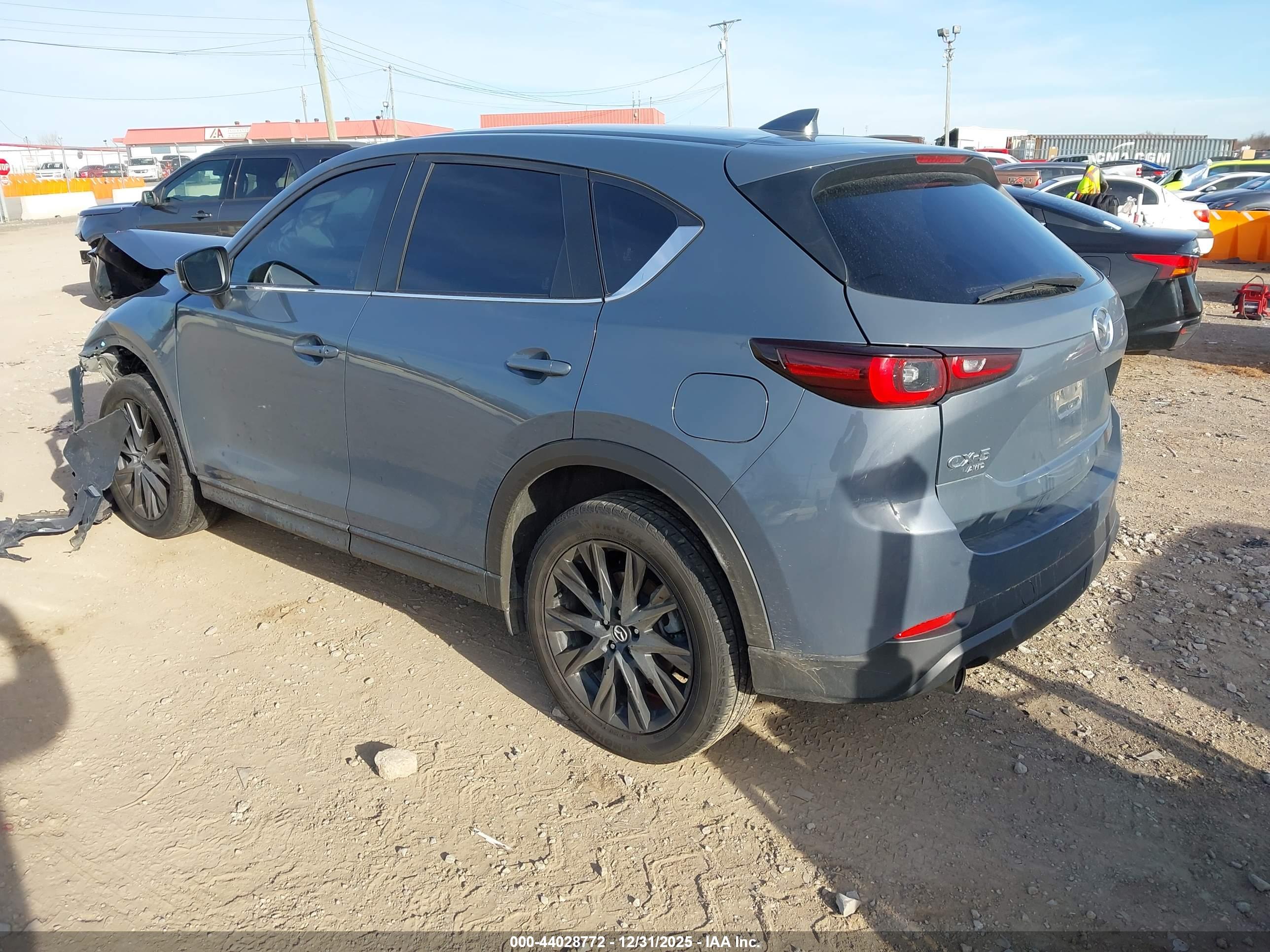 MAZDA CX-5 image 3