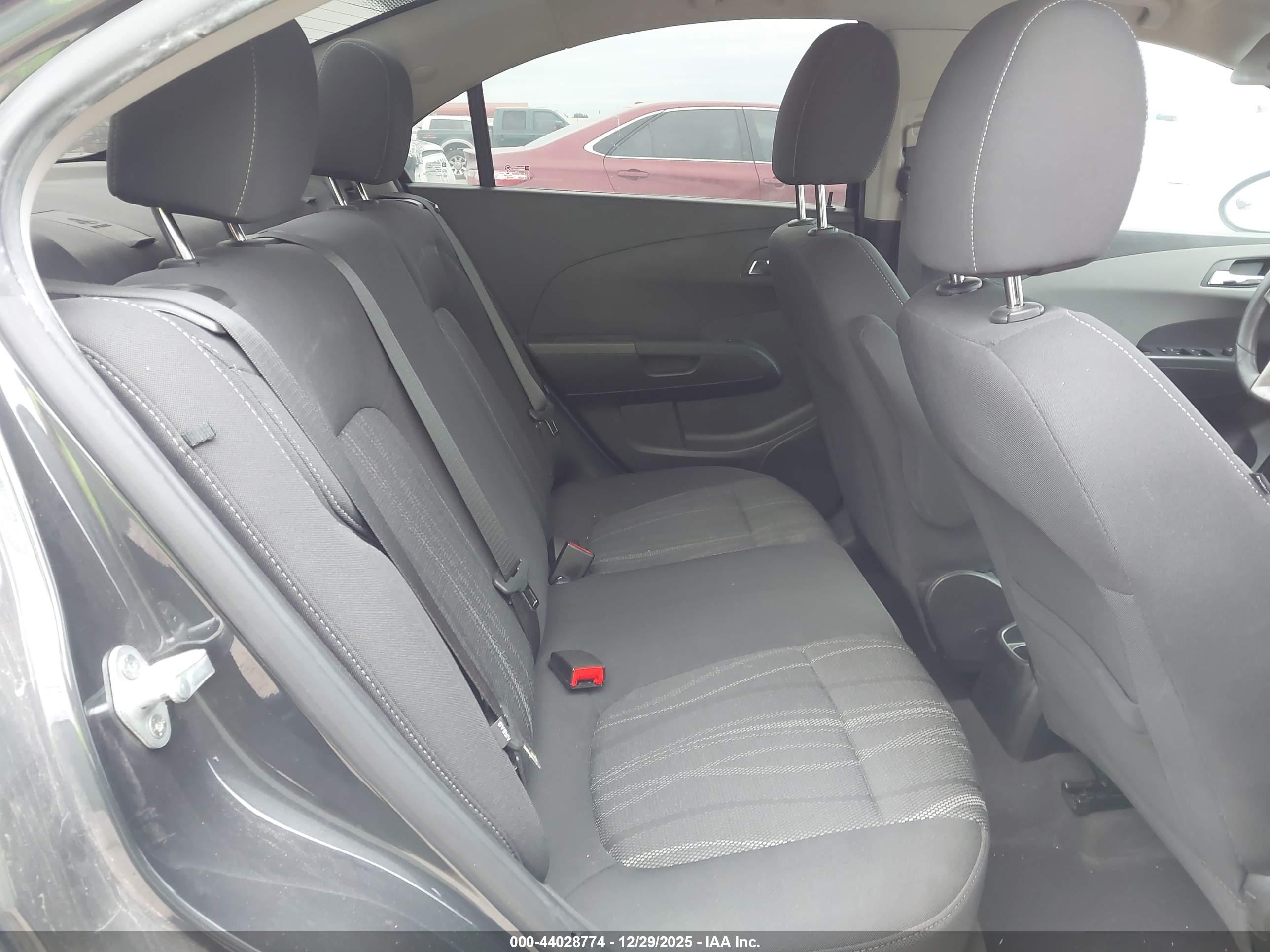 CHEVROLET SONIC image 8
