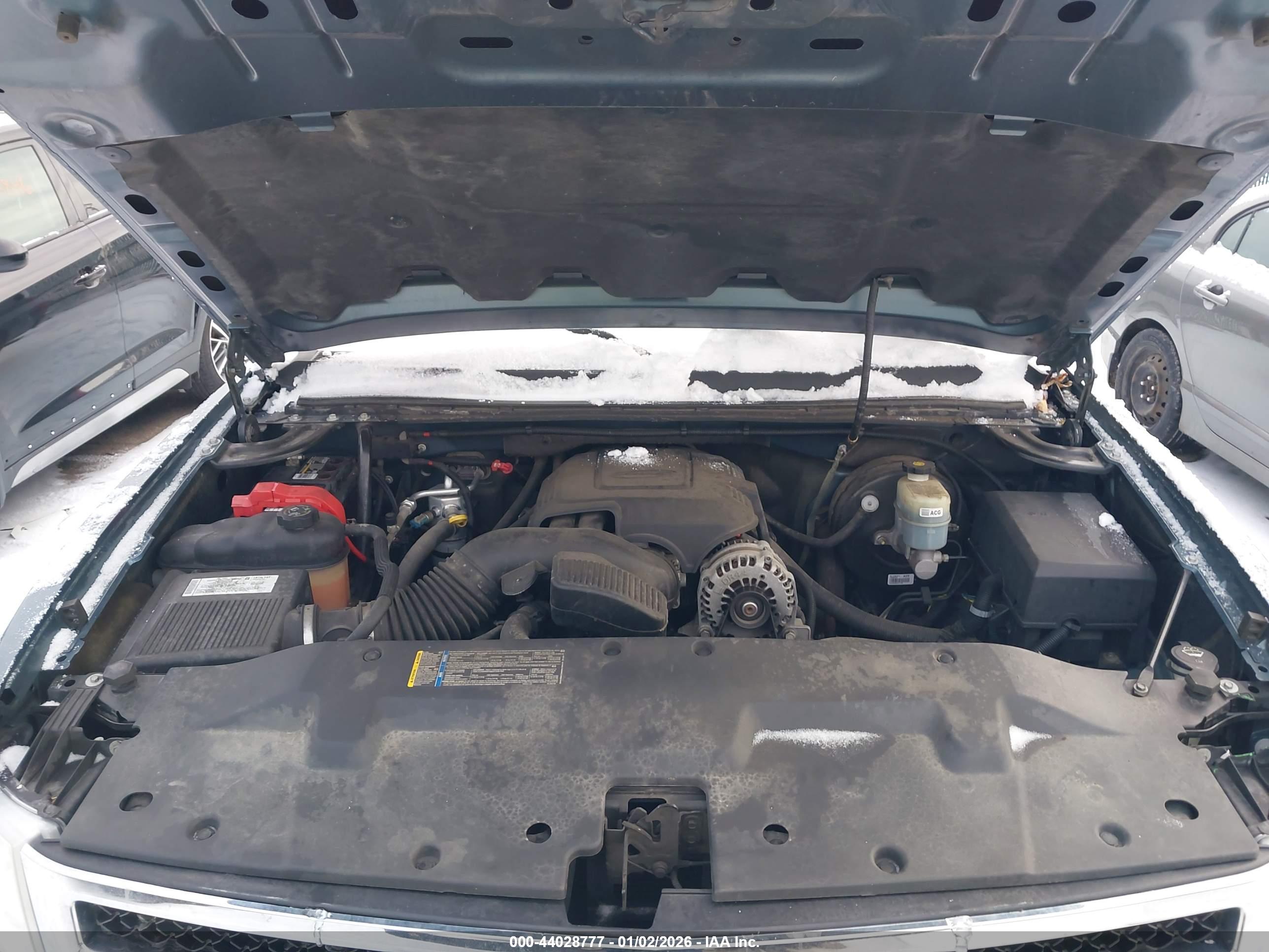 CHEVROLET SILVERADO image 10