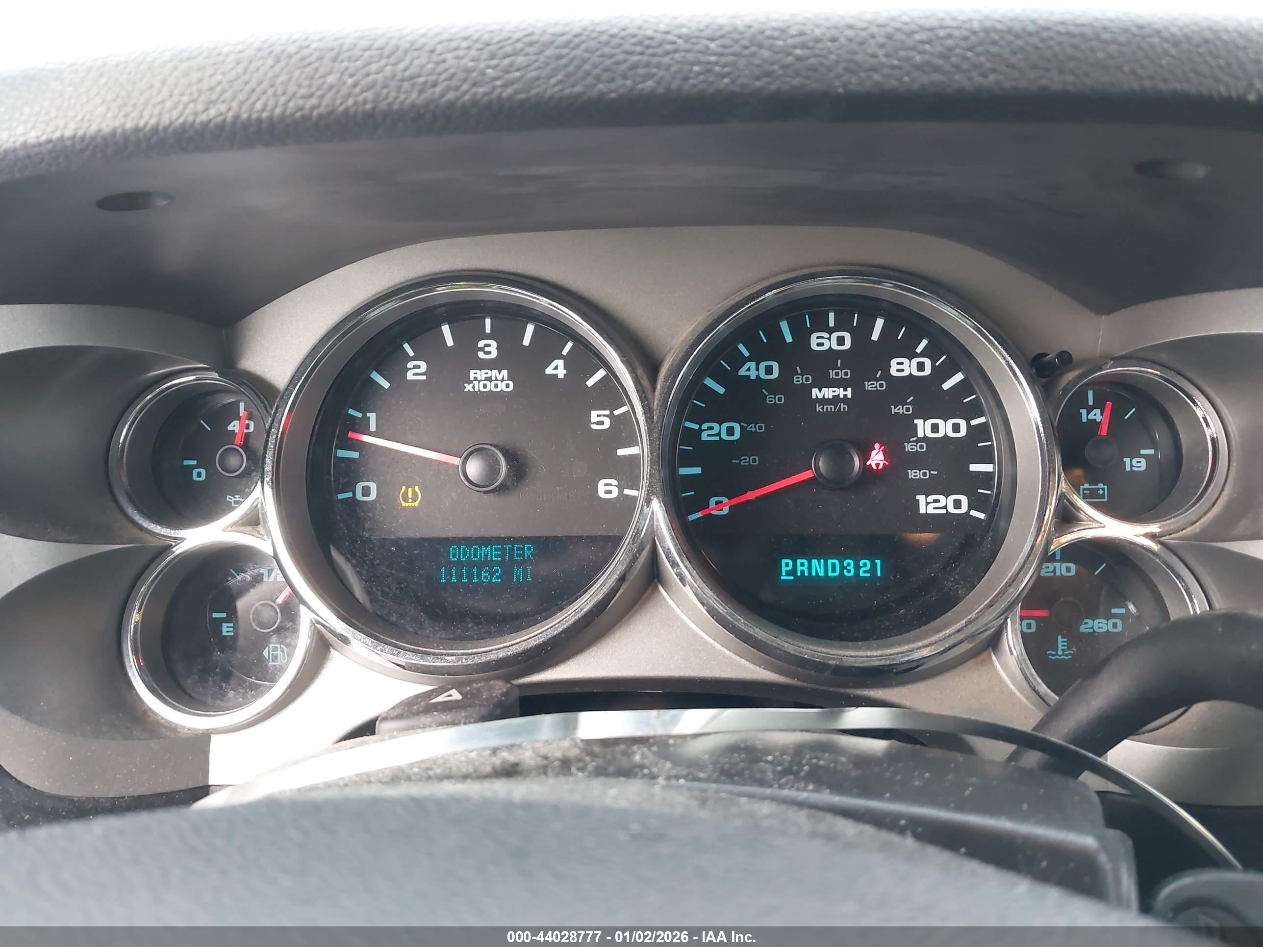 CHEVROLET SILVERADO image 7