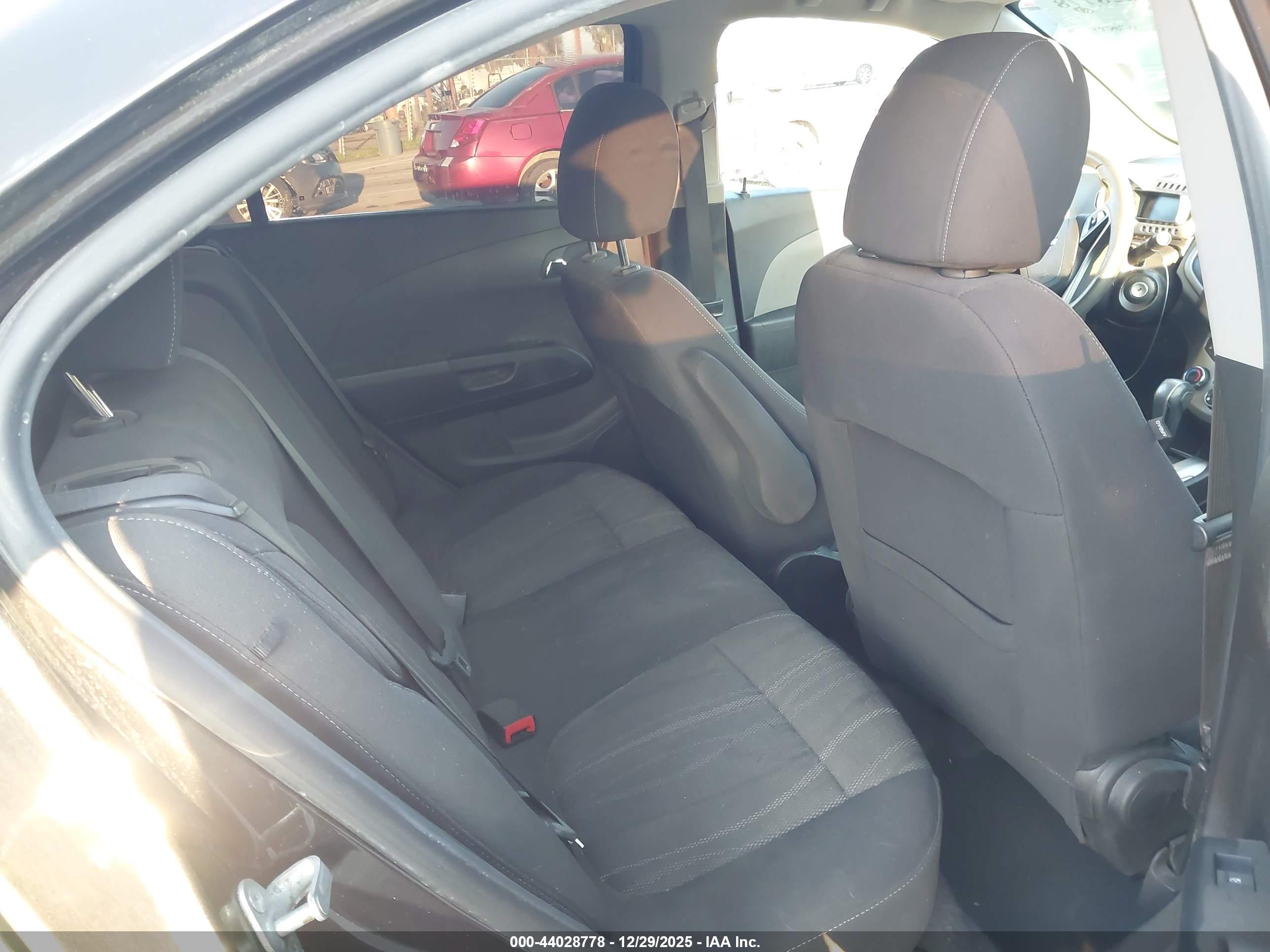 CHEVROLET SONIC image 8