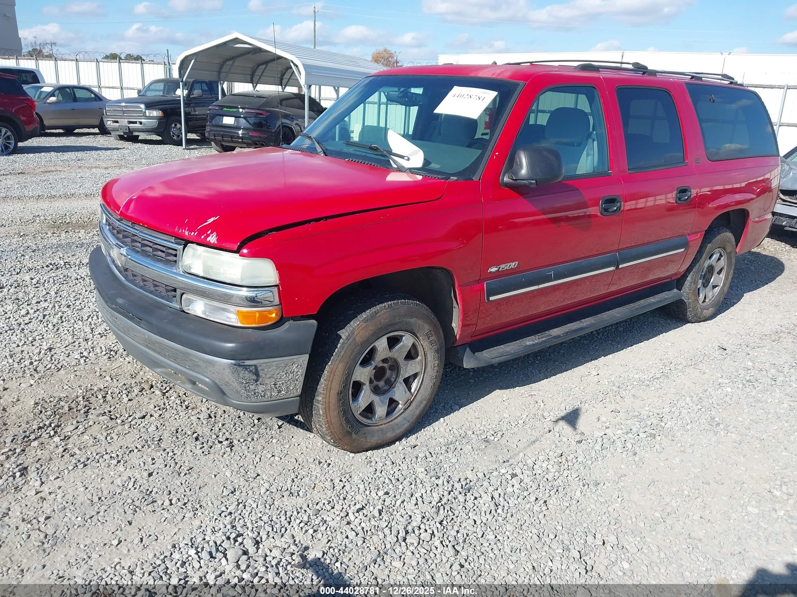 CHEVROLET SUBURBAN image 2