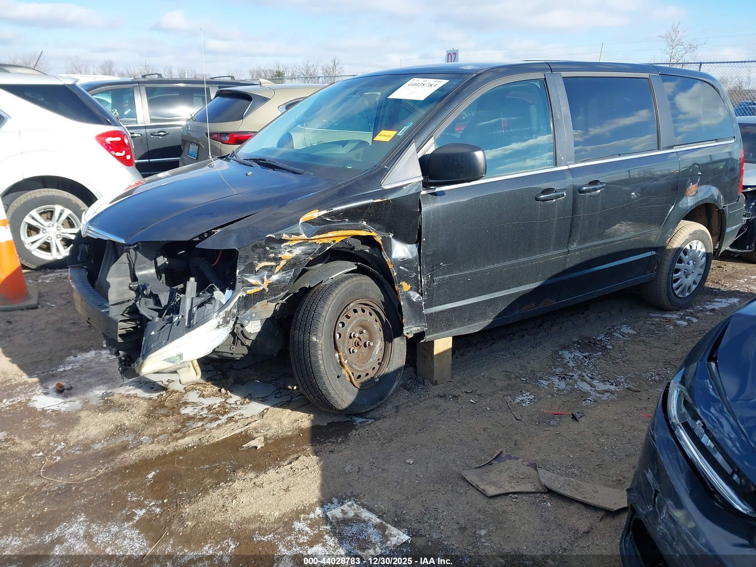 CHRYSLER TOWN image 2