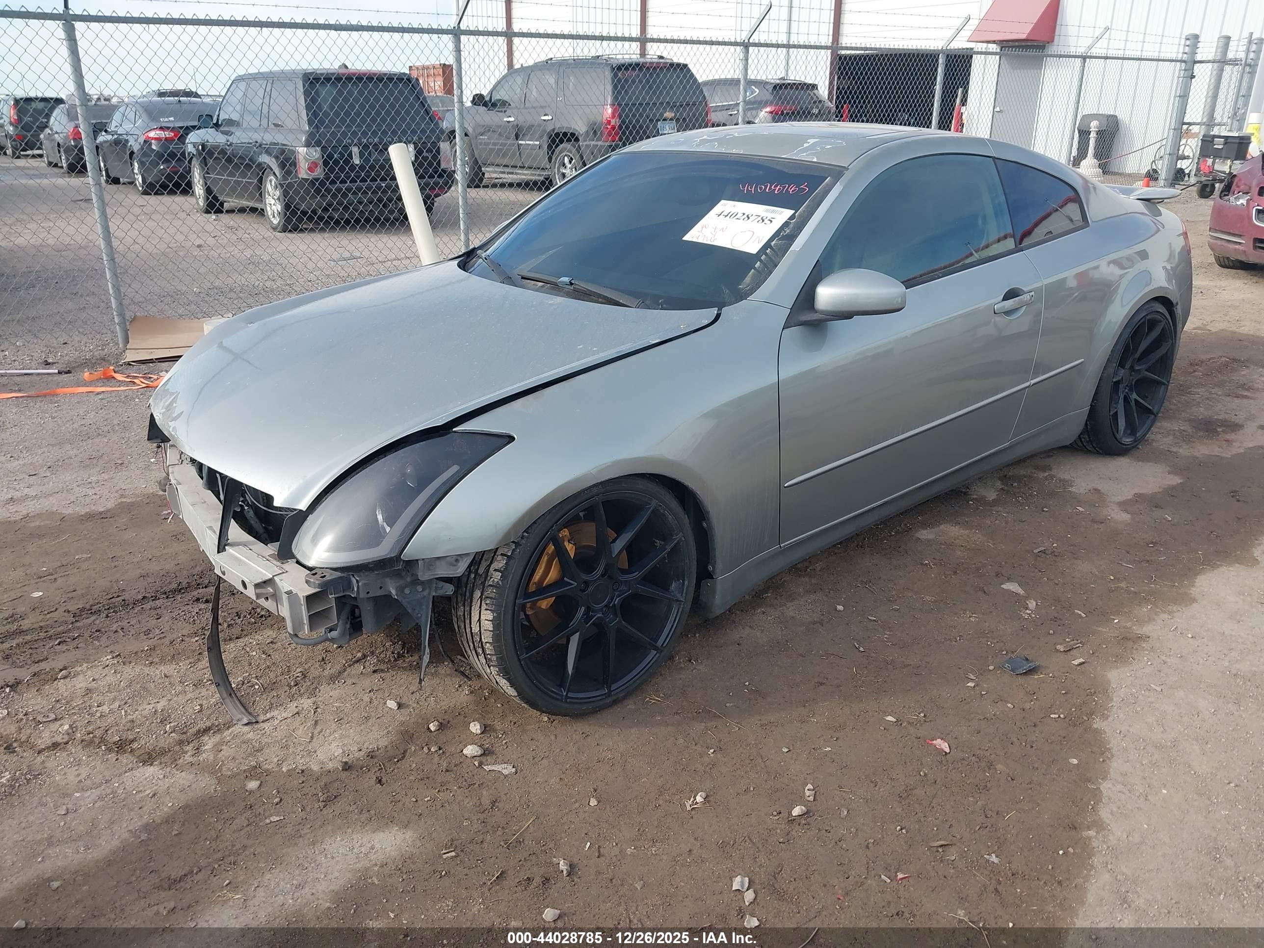 INFINITI G35 image 2