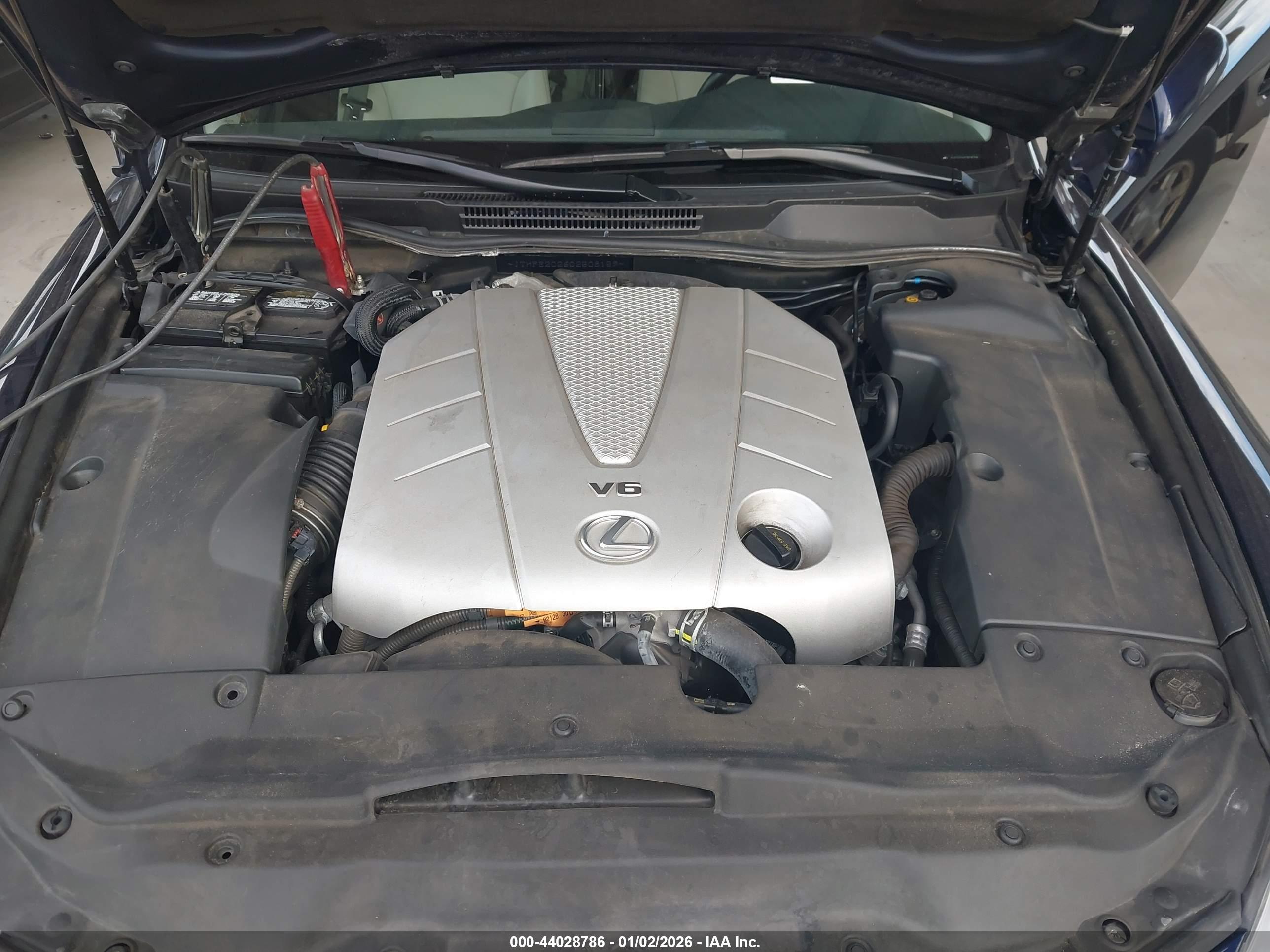 LEXUS IS image 10